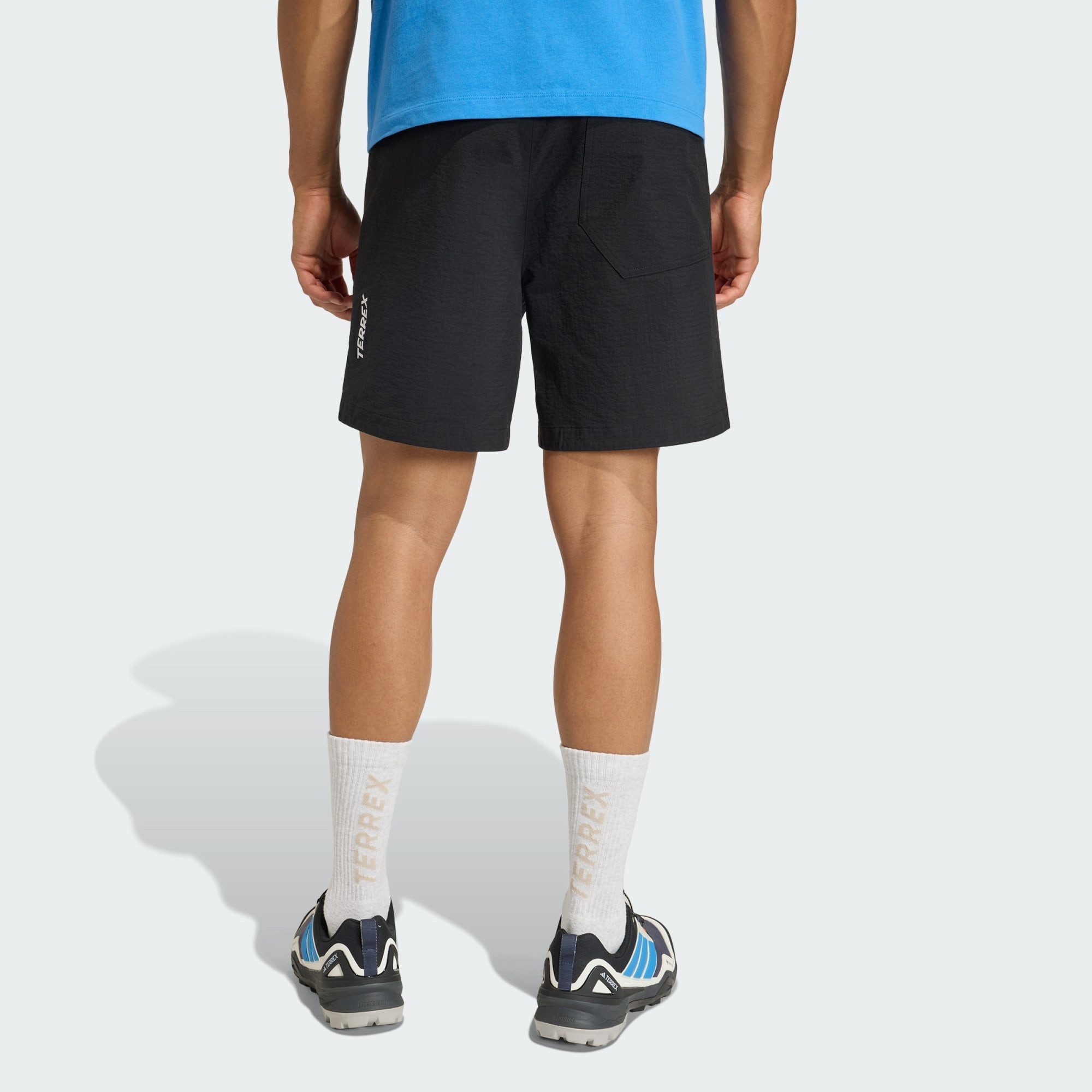 adidas TERREX Outdoorhose TERREX XPERIOR CLIMA365 MID SHORTS (1-tlg)