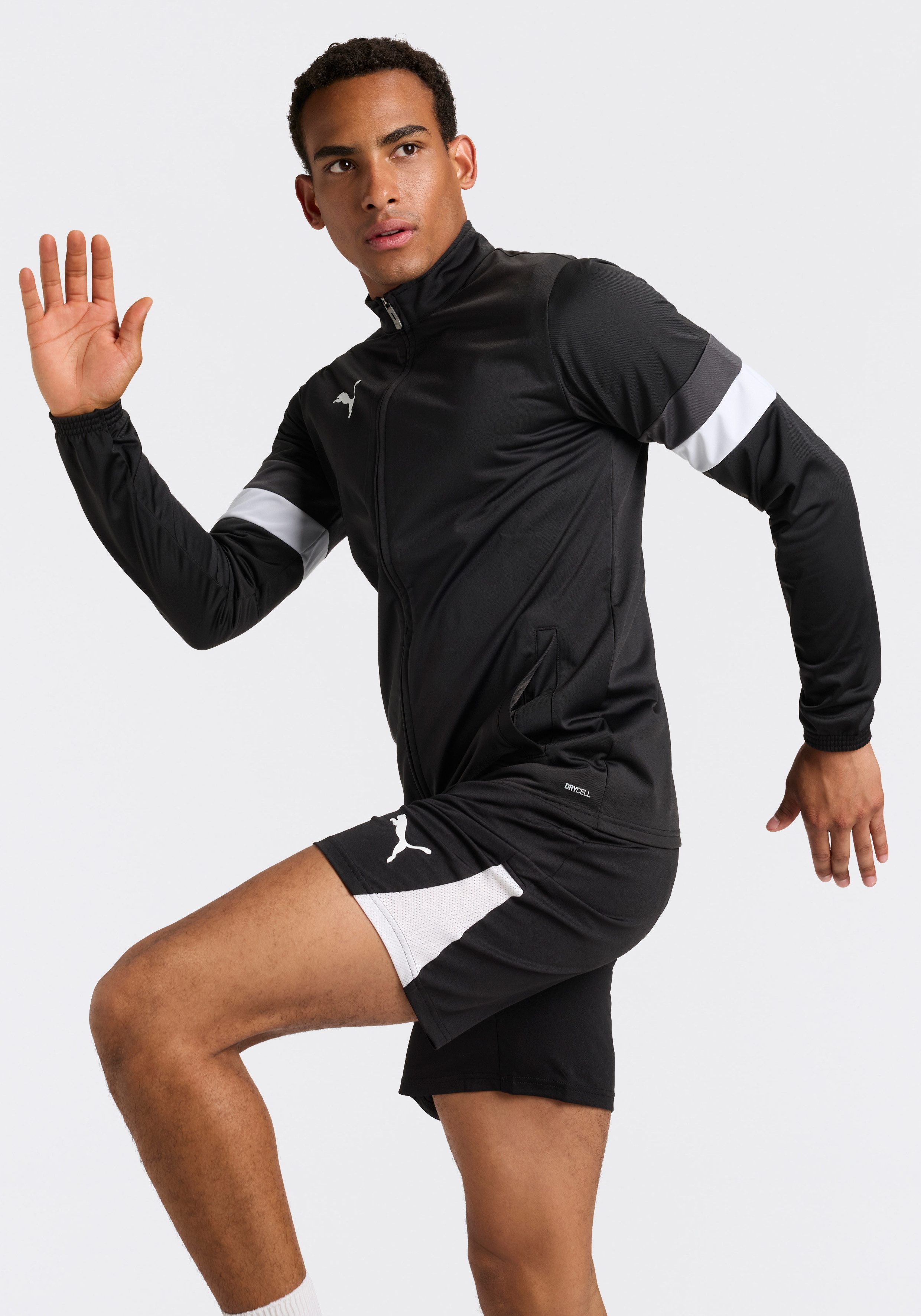 PUMA Trainingsshorts TEAMLIGA26 SHORTS mit DryCELL-Technologie, atmungsaktiv, Regular Fit
