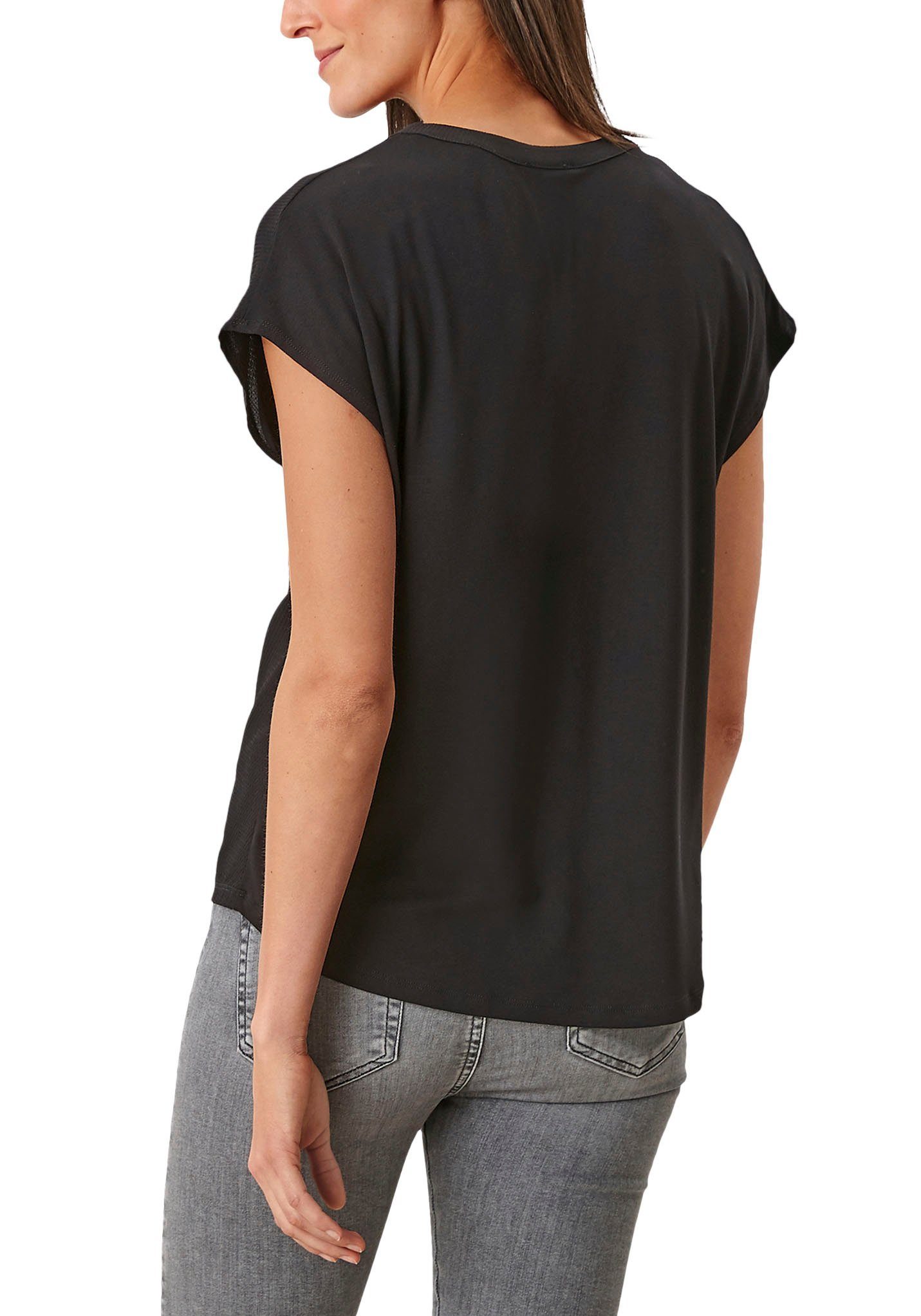 s.Oliver T-Shirt mit schwarz Rundhalsausschnitt geschlitztem