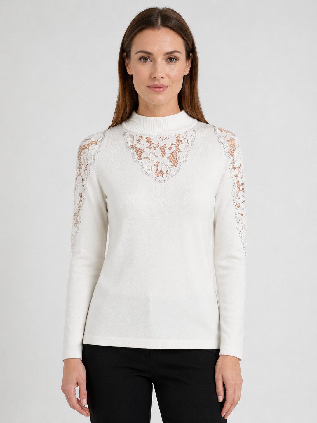 Passioni Strickpullover mit Stehkragen und Spitzendetails am Hals und an den Schultern