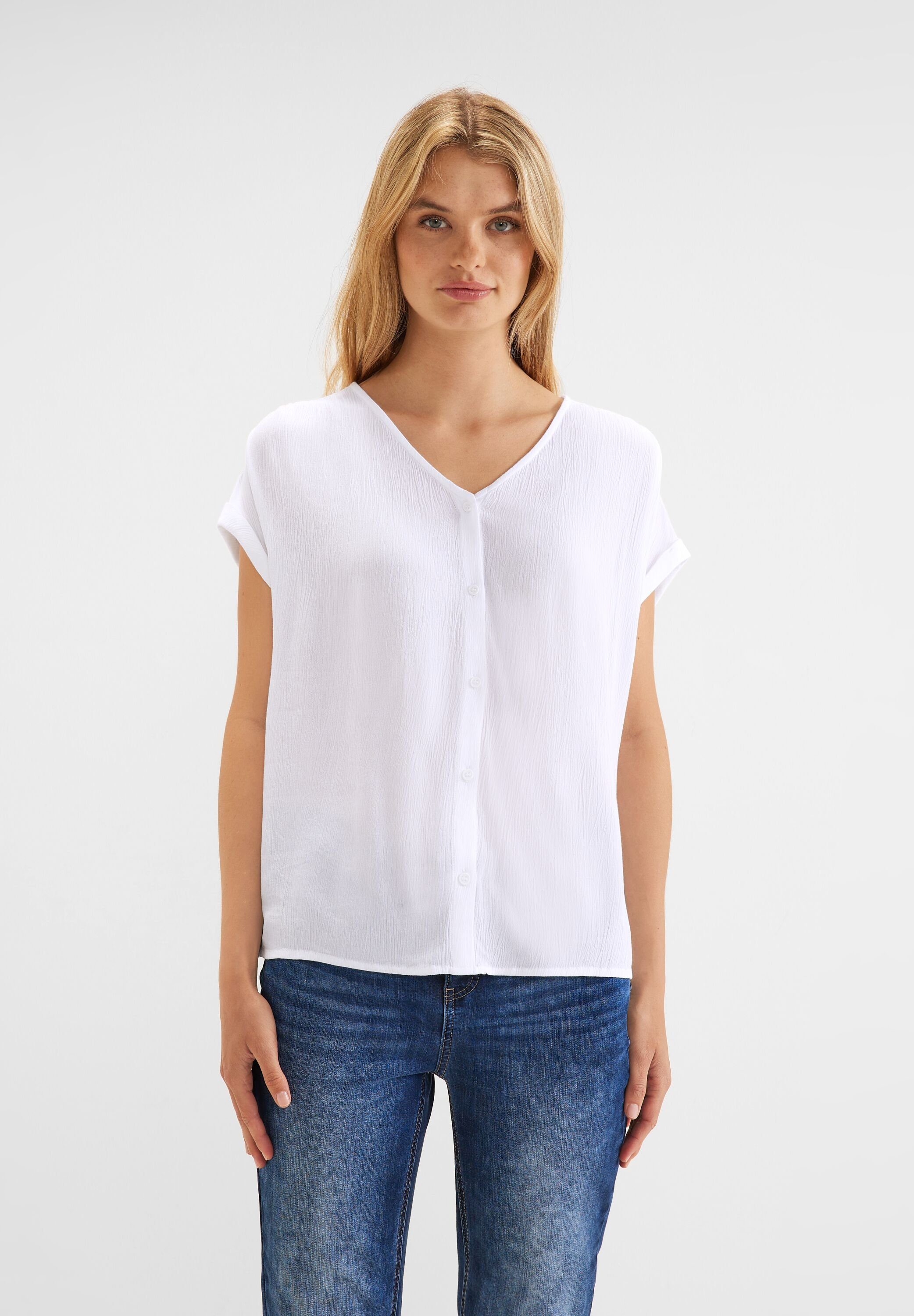 ONE (1-tlg) Street Nicht Vorhanden T-Shirt One in White STREET Shirt im Materialmix