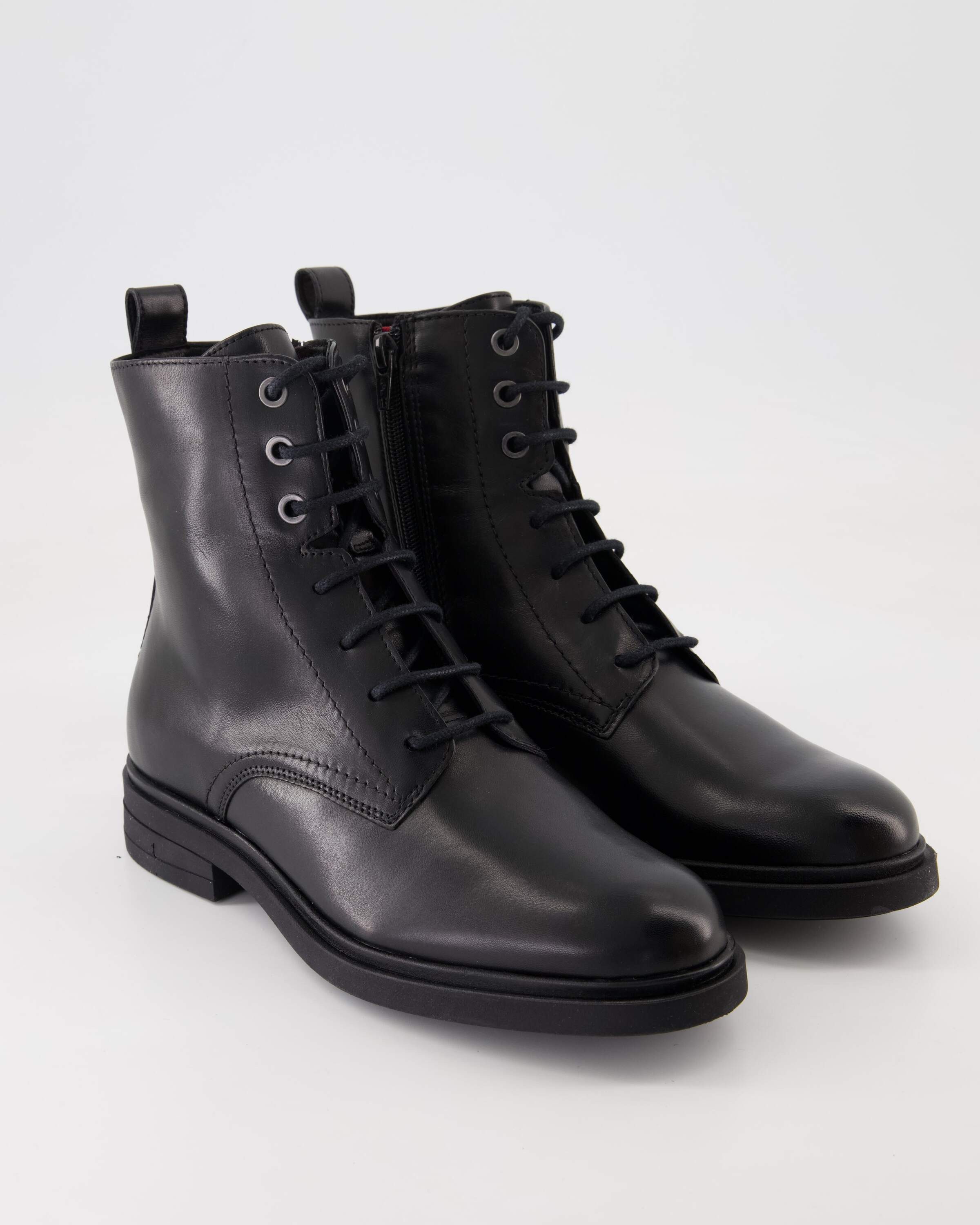 40712076301136 Stiefelette