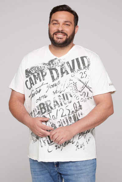 CAMP DAVID V-Shirt mit offenen Kanten am Saum