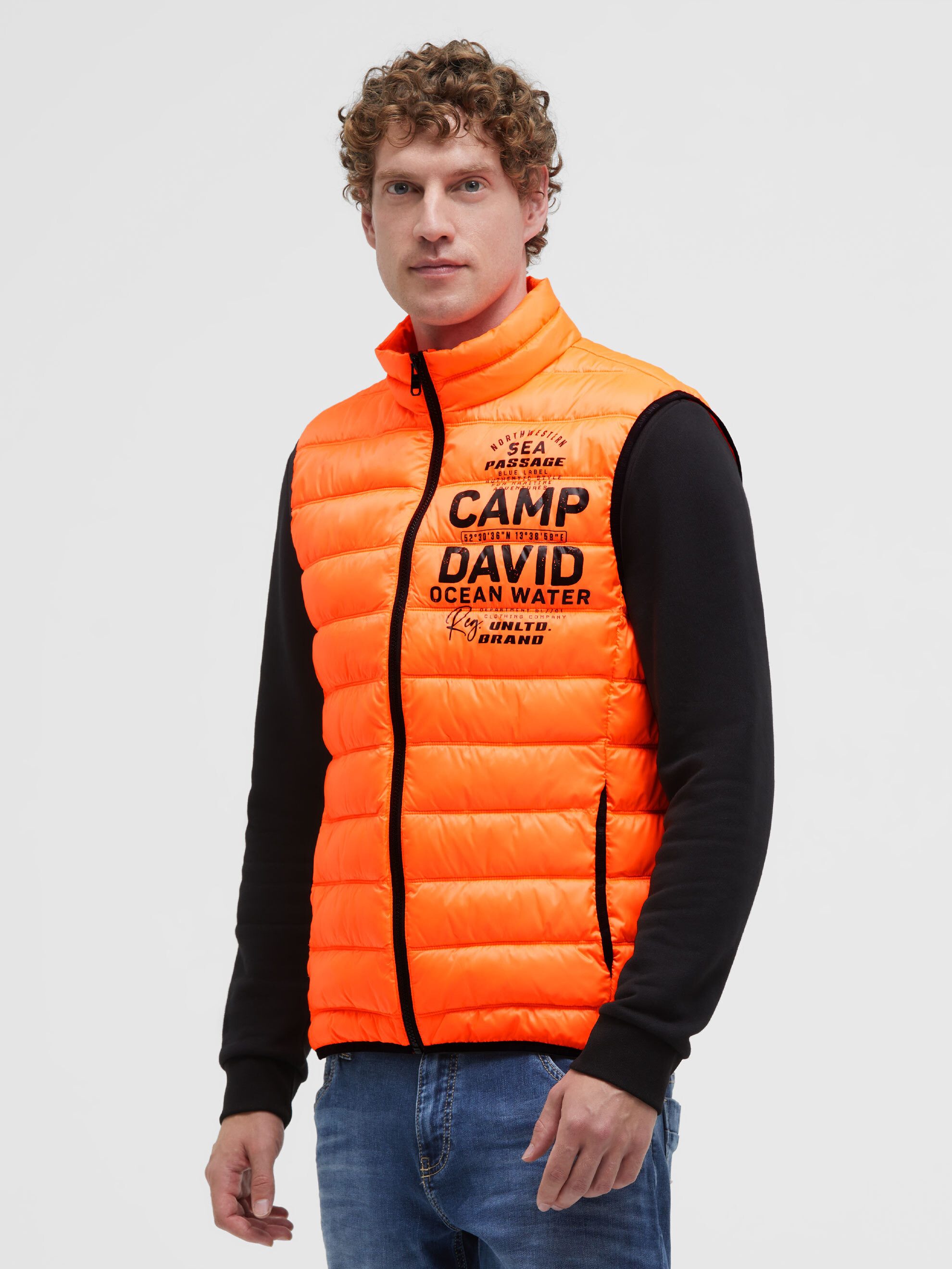 CAMP DAVID Steppweste mit Logoprint