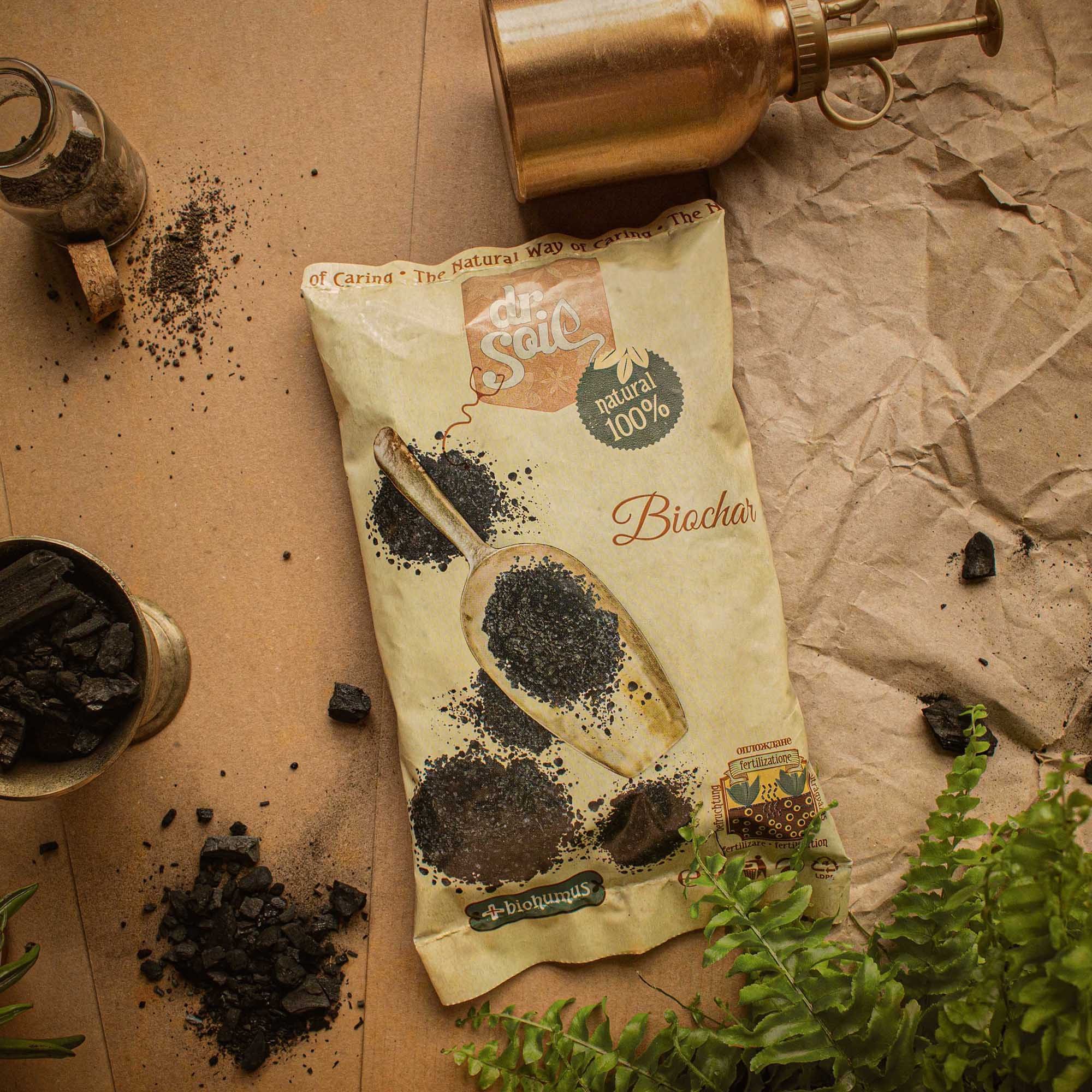 dr. Soil Pflanzerde Biochar Dr.Soil, Aktivkohle für den Gartenbau im 1L Beutel