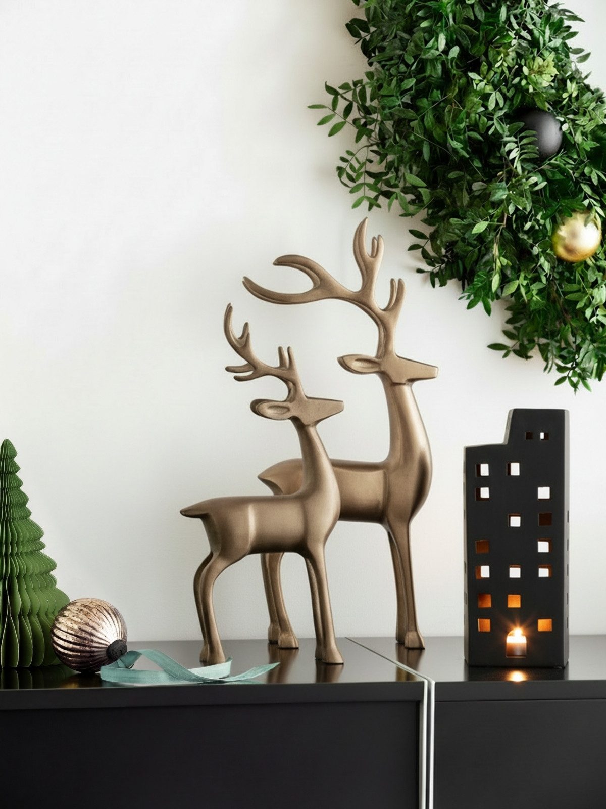 Villeroy & Boch Weihnachtsfigur Christmas Chic Hirsch gold 44cm – Bild 4 von 4