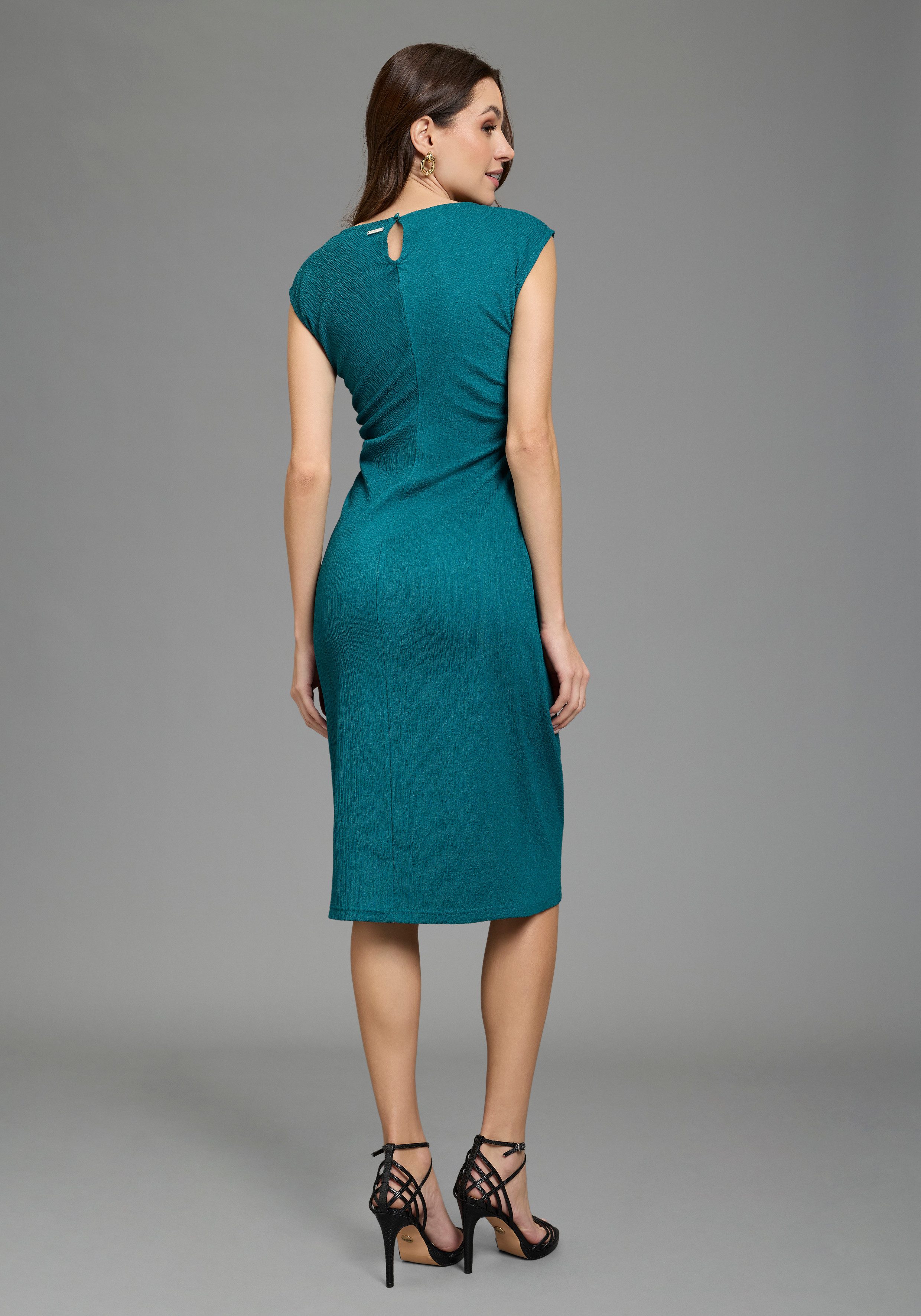 Bruno Banani Abendkleid wadenlang, ärmellos, figurbetont, strukturierter Je günstig online kaufen