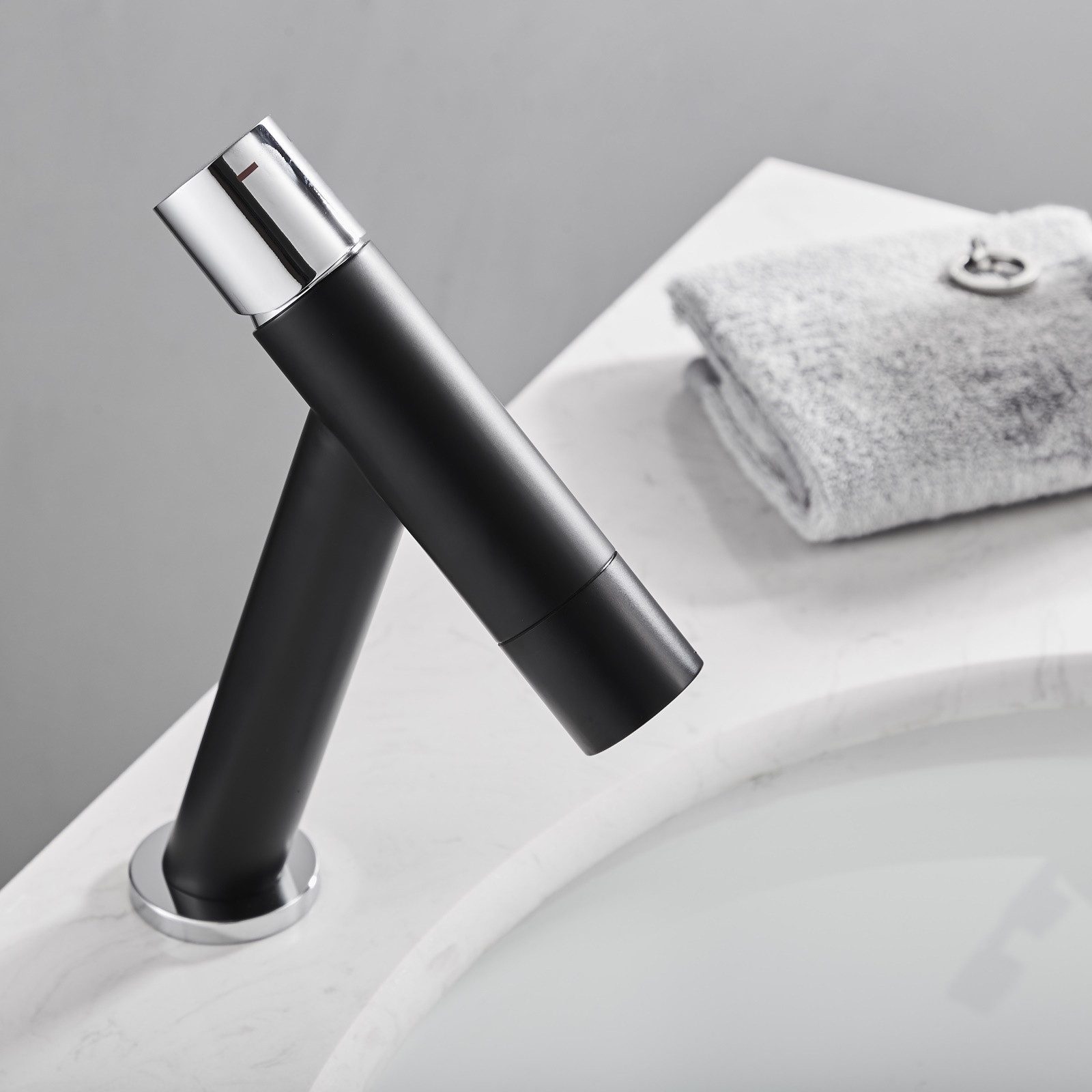 HAC24 Waschtischarmatur Waschbecken Armatur Wasserhahn Bad Einhandmischer Badarmatur aus Messing, Schwarz