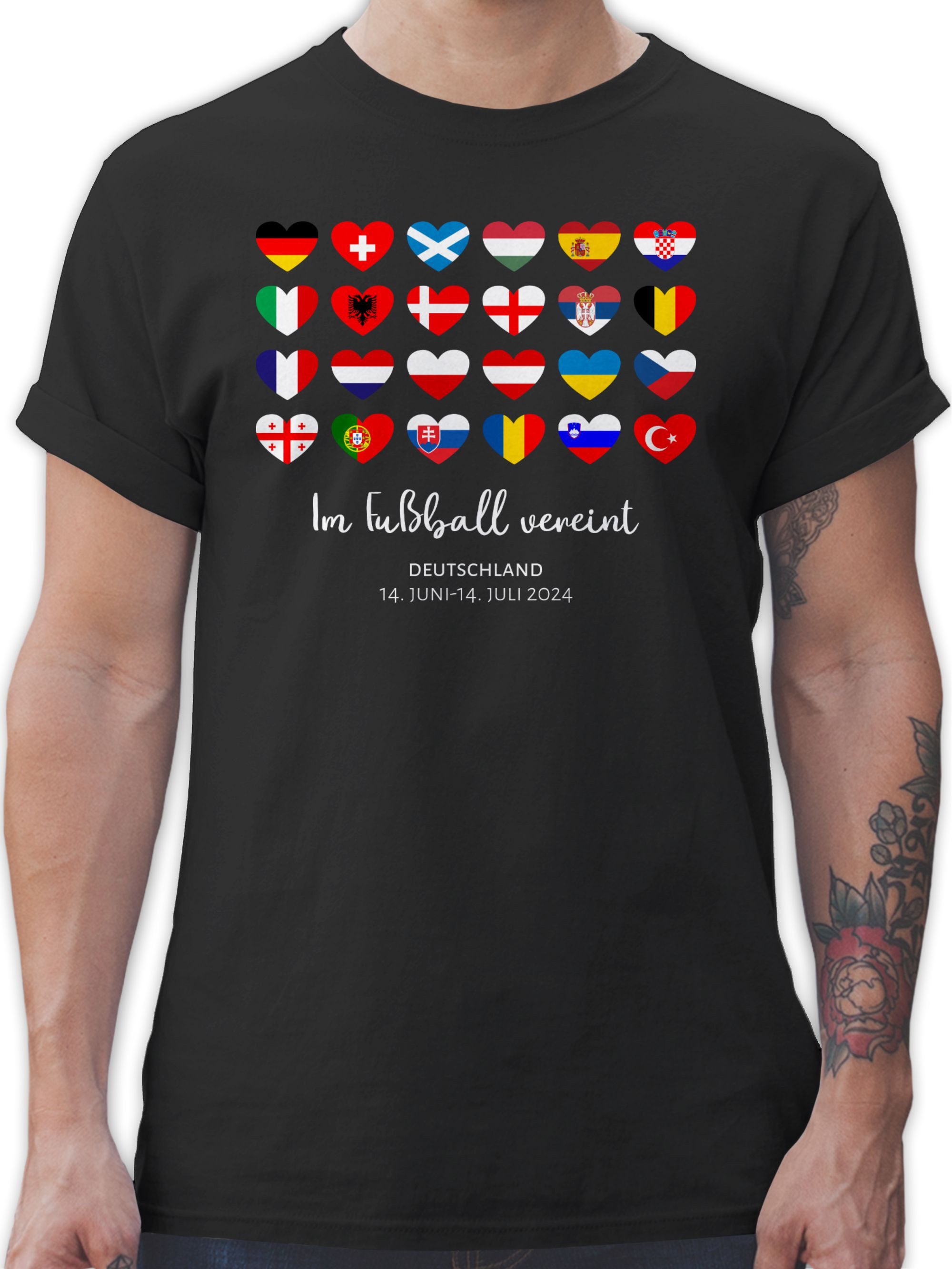 Shirtracer T-Shirt Im Fußball vereint - günstig online kaufen