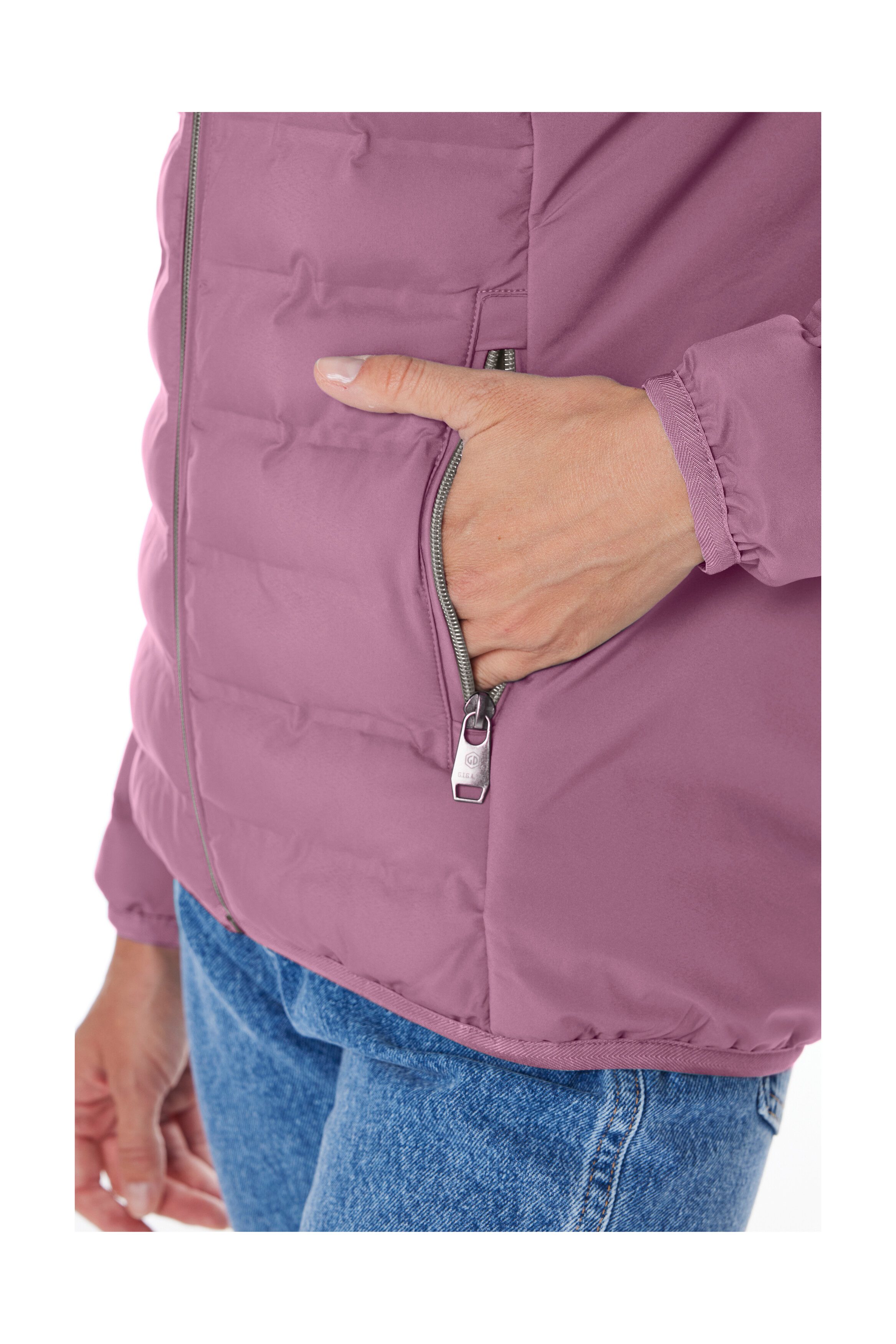 G.I.G.A. DX by killtec Steppjacke Damen Steppjacke OOGW 1 Leichte Steppjacke, wasserabweisend, weitenregulierbare Kapuze