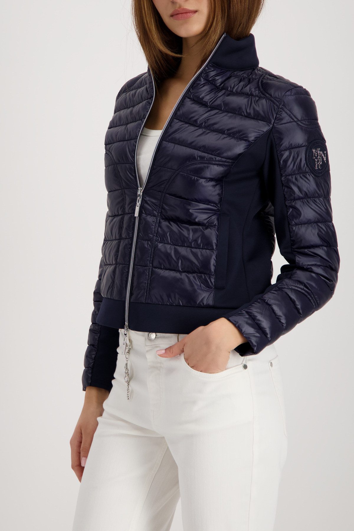 Monari Steppjacke Jacke Stepp + Neopren Neopren-Details, Regular Fit, Linker Ärmel mit Patch