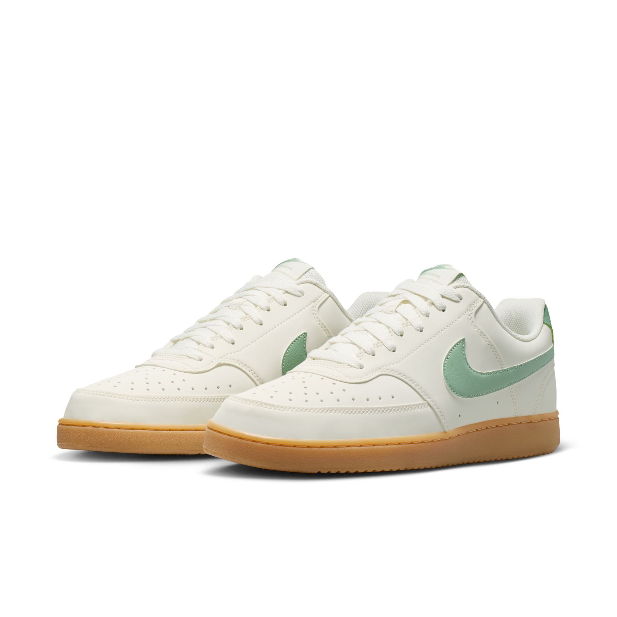 Nike Sportswear Court Vision Low Sneaker inspiriert vom Design des Nike Air Force