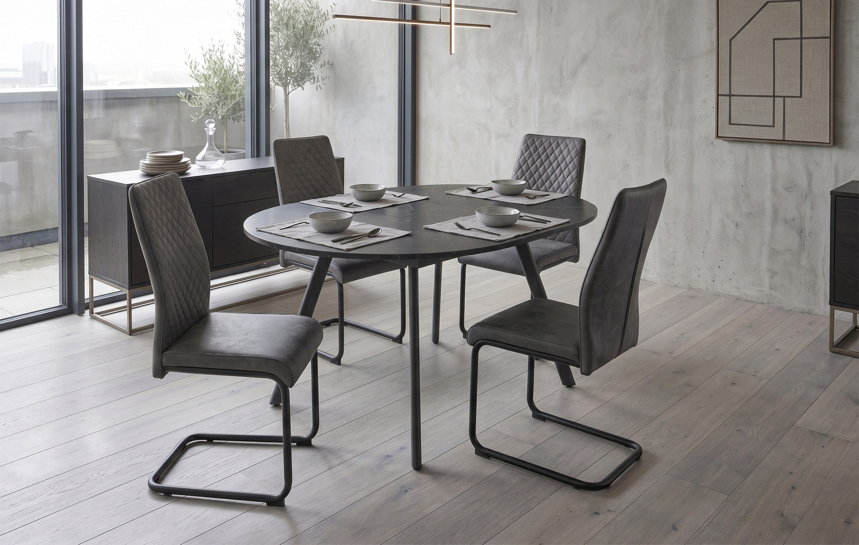 B&D home Essgruppe Essgruppe Till & Theo, (Set, 5-tlg., 1 Tisch / 4 Stühle), Runder Esstisch ausziehbar bis 145cm, Stühle in Microfaser