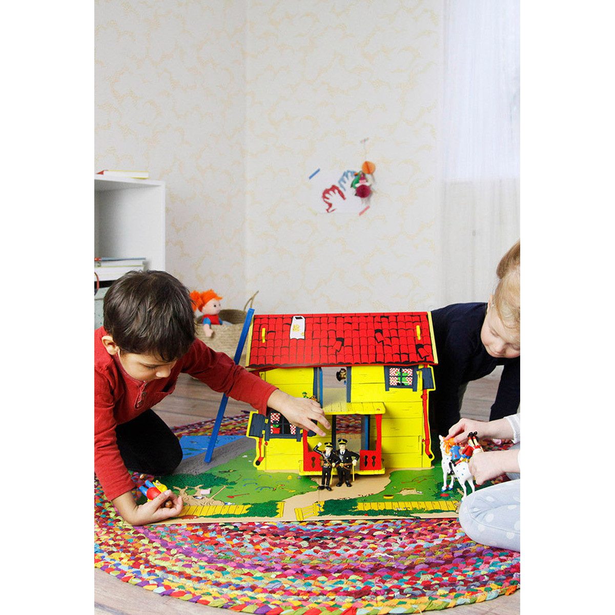 Pippi Langstrumpf Puppenhausmöbel Kling & Klang Figurenset Mädchen (2tlg) – Bild 3 von 5