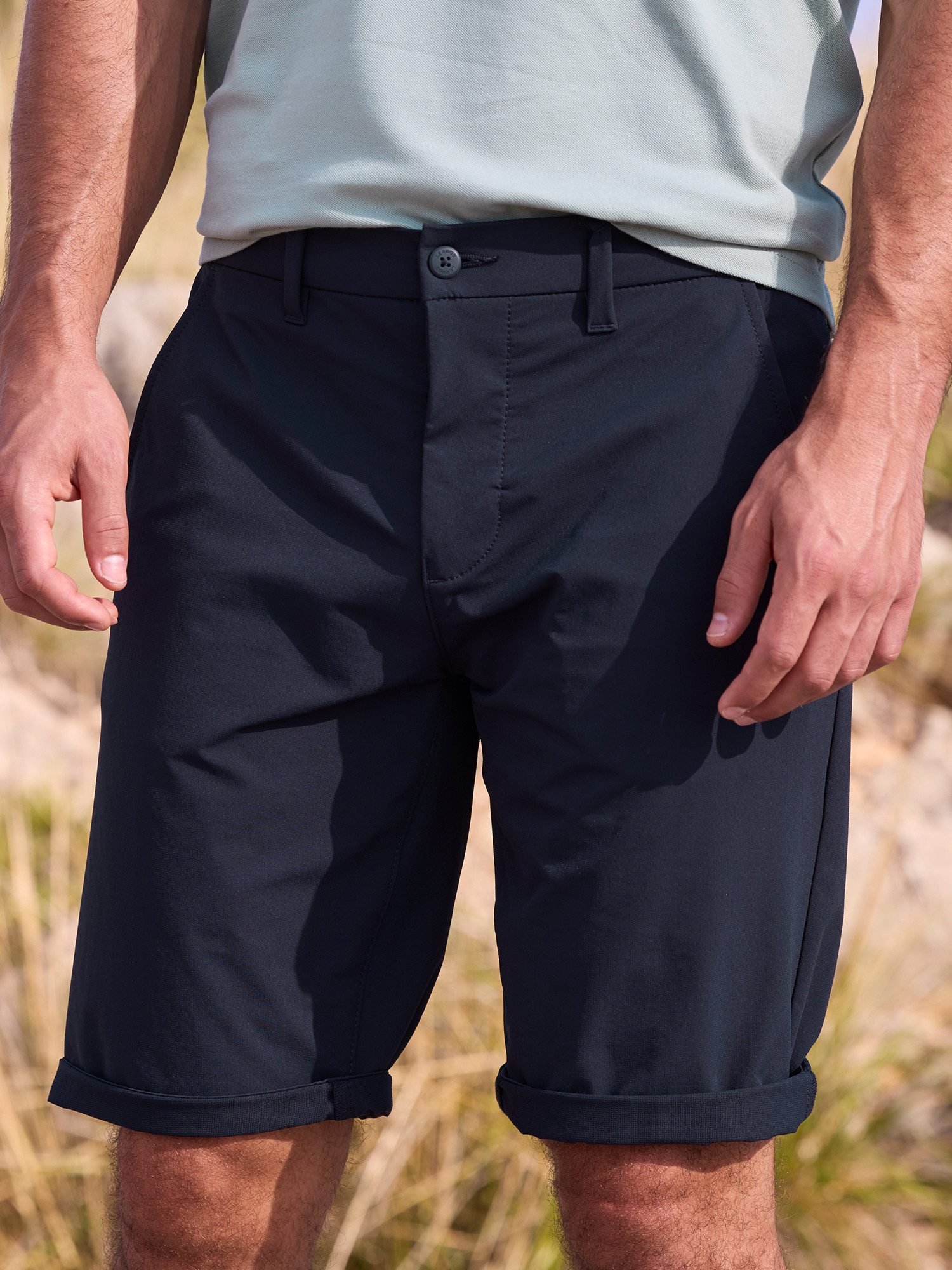 LERROS Chinoshorts Sportliche Chino-Shorts aus flexiblem Nylon-Mix