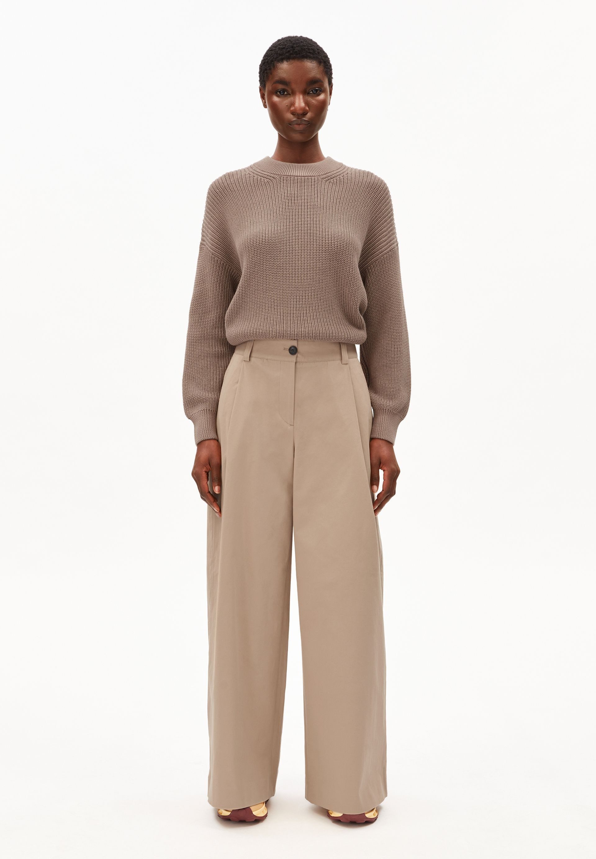 Armedangels Stoffhose WIDE CHINO TWILL Webhose aus Bio-Baumwoll Mix (Mid waist, Regular Fit)