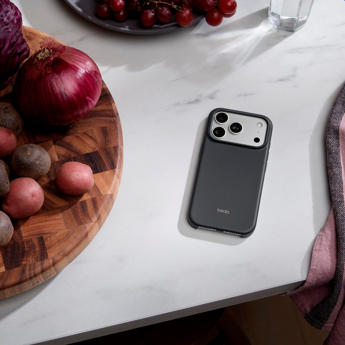 Apple Smartphone-Hülle iPhone 17 Pro Case mit MagSafe und Kamerasteuerung 16,0 cm (6,3 Zoll)