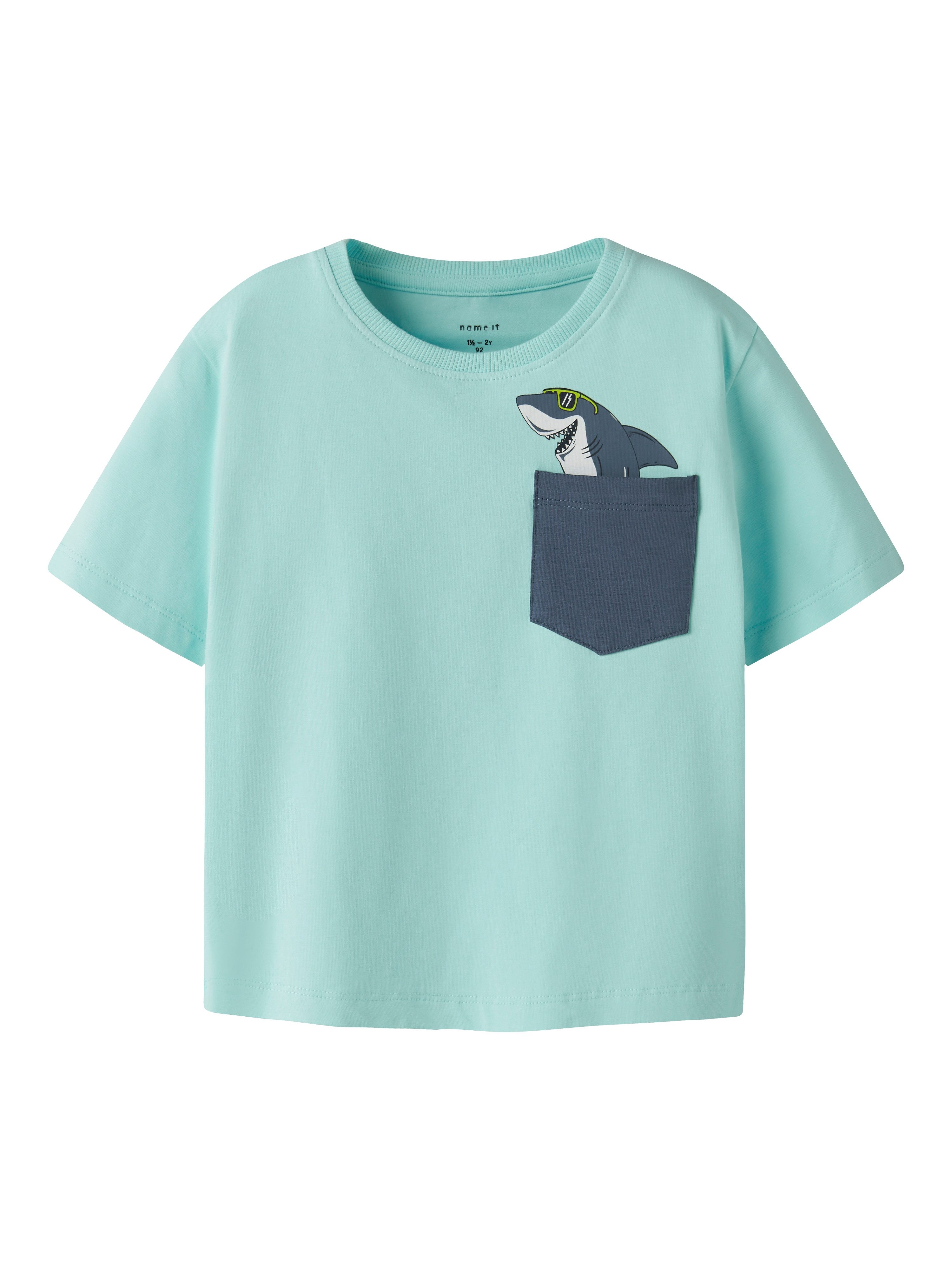 Name It T-Shirt NMMFIKZ SS NREG TOP BOX mit kleiner, aufgesetzter Brusttasche