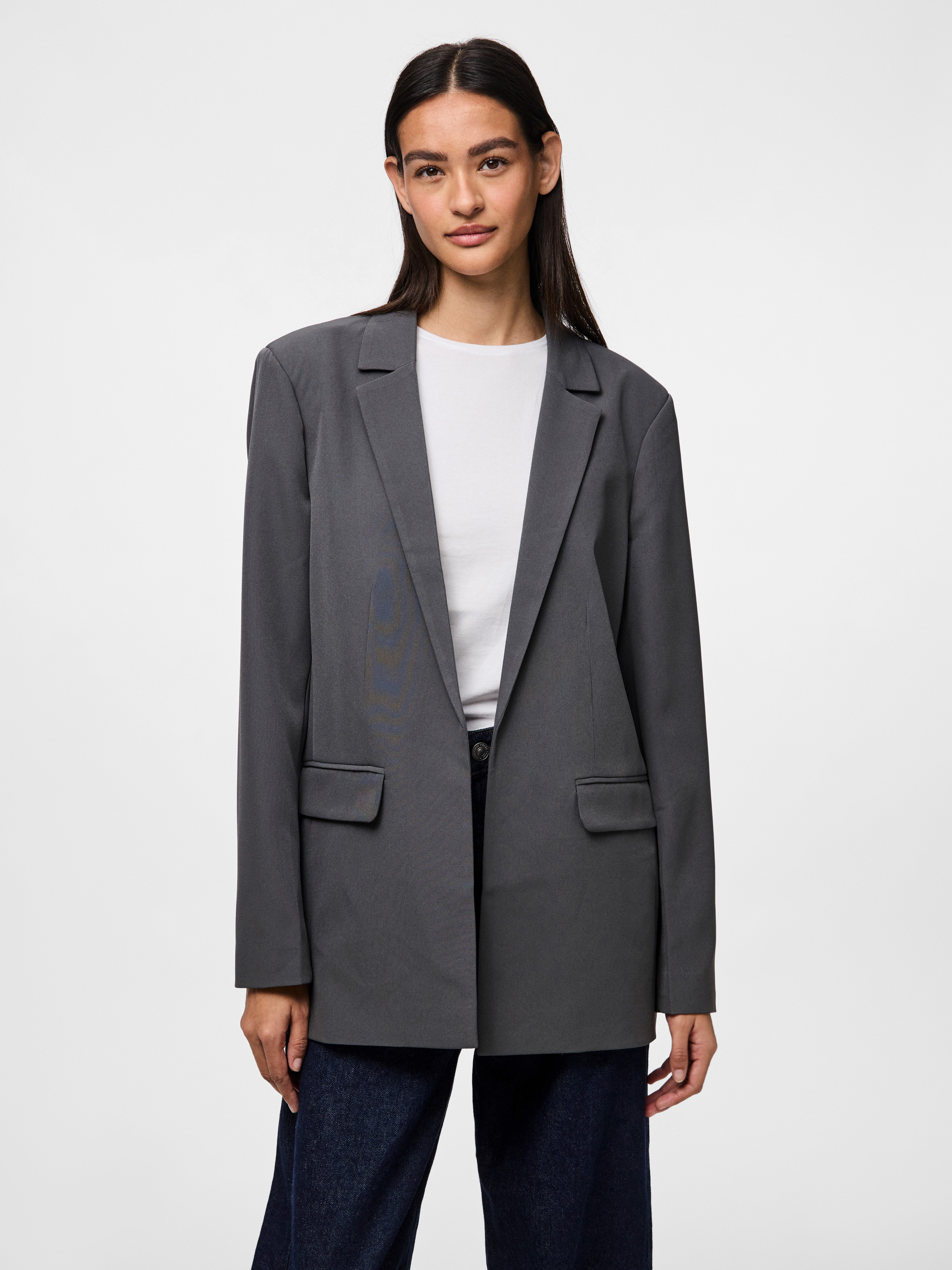 pieces Длинные PCBOSELLA LS LOOSE BLAZER NOOS in leichter Oversize Form