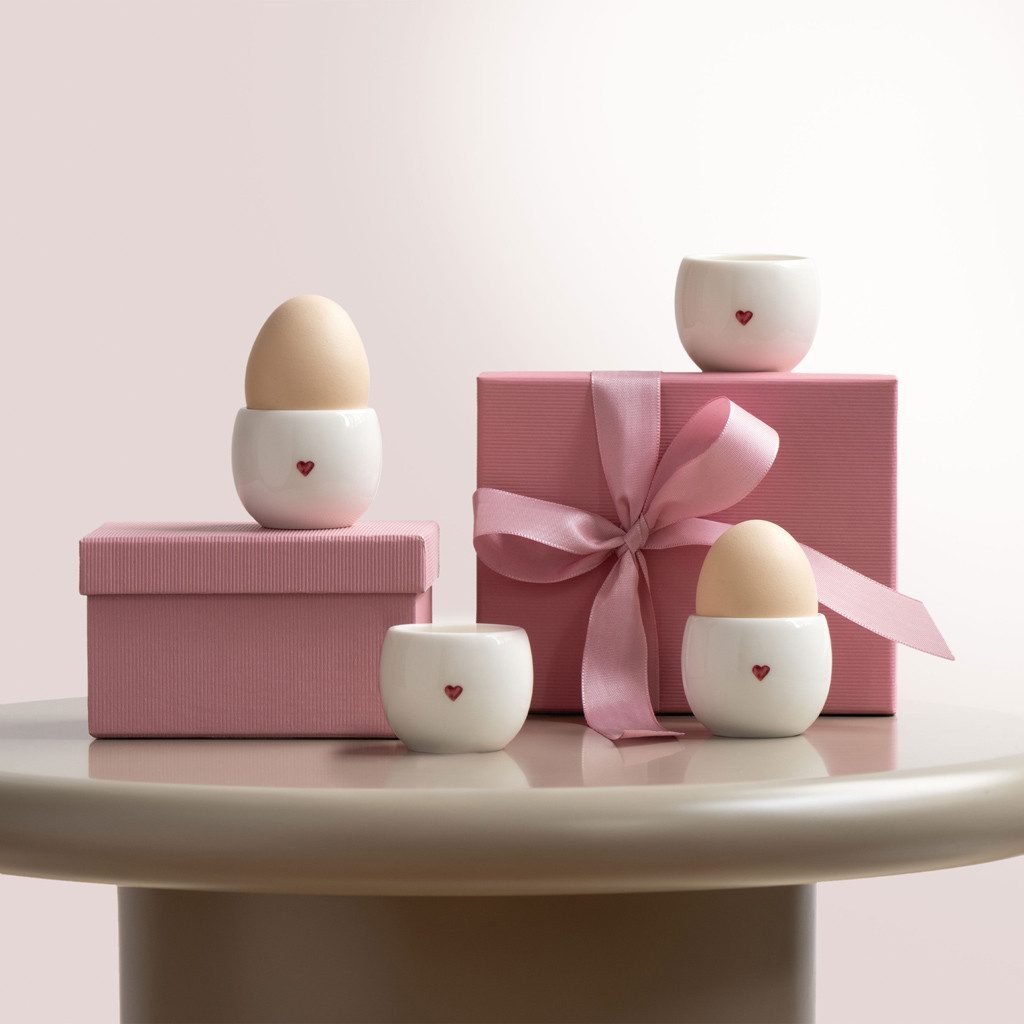 like. by Villeroy & Boch Eierbecher With Love Eierbecher 5,5x5,5x4,5cm, (1-tlg), Premium Porcelain, 1 Stck, mikrow.- & spülm.sicher
