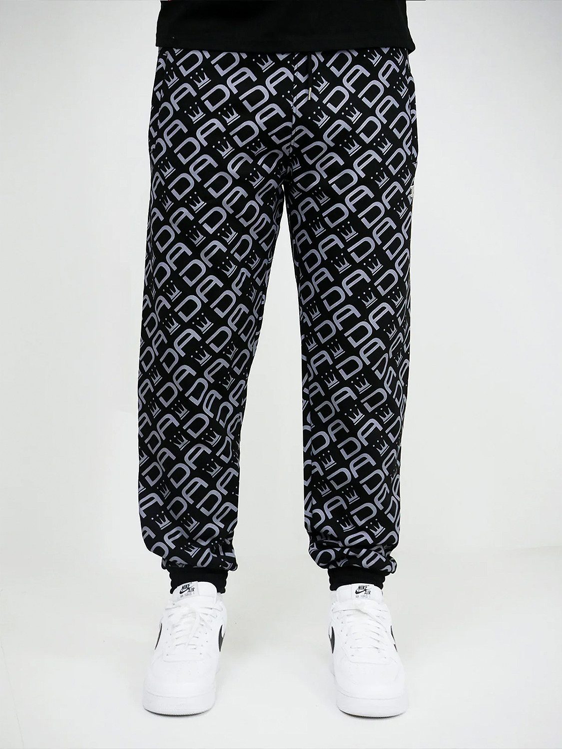 DADA Supreme Jogginghose Hiphop Baggy Design All Over Print mit Kordelzug A günstig online kaufen