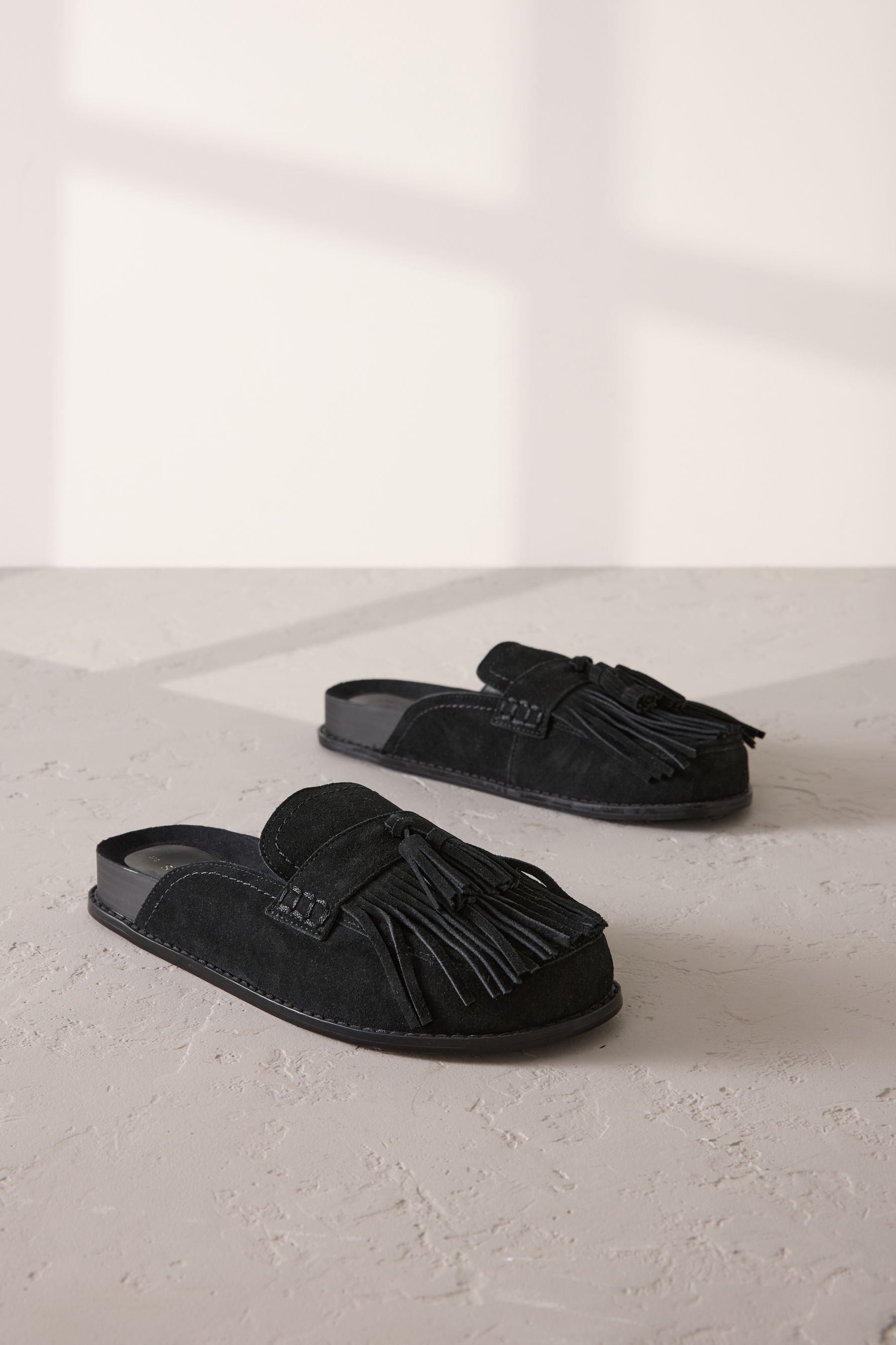 Next Signature Pantoletten aus Premium-Veloursleder Pantolette (1-tlg)