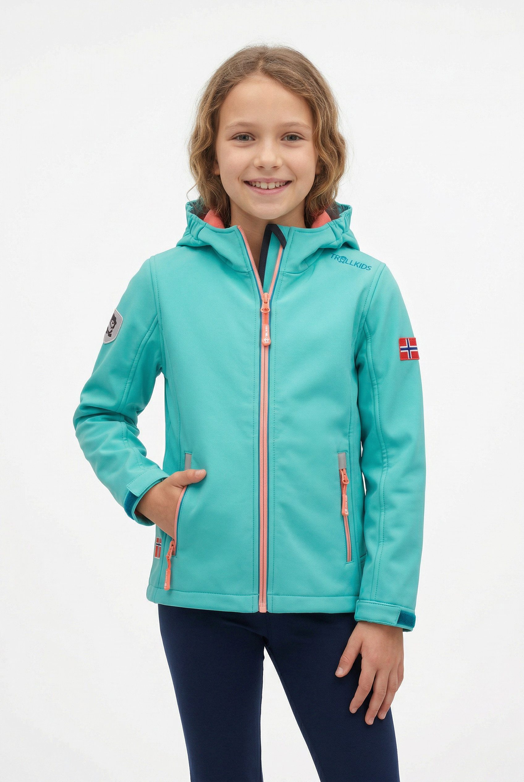 TROLLKIDS Softshelljacke Girls Trollfjord Jacket winddicht, wärmeisolierend, wasserabweisend, windabweisend
