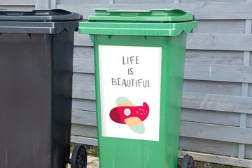 MuchoWow Wandsticker Illustration eines Flugzeugs mit dem Zitat "Das Leben ist schön". (1 St), Mülleimer-aufkleber, Mülltonne, Sticker, Container, Abfalbehälter