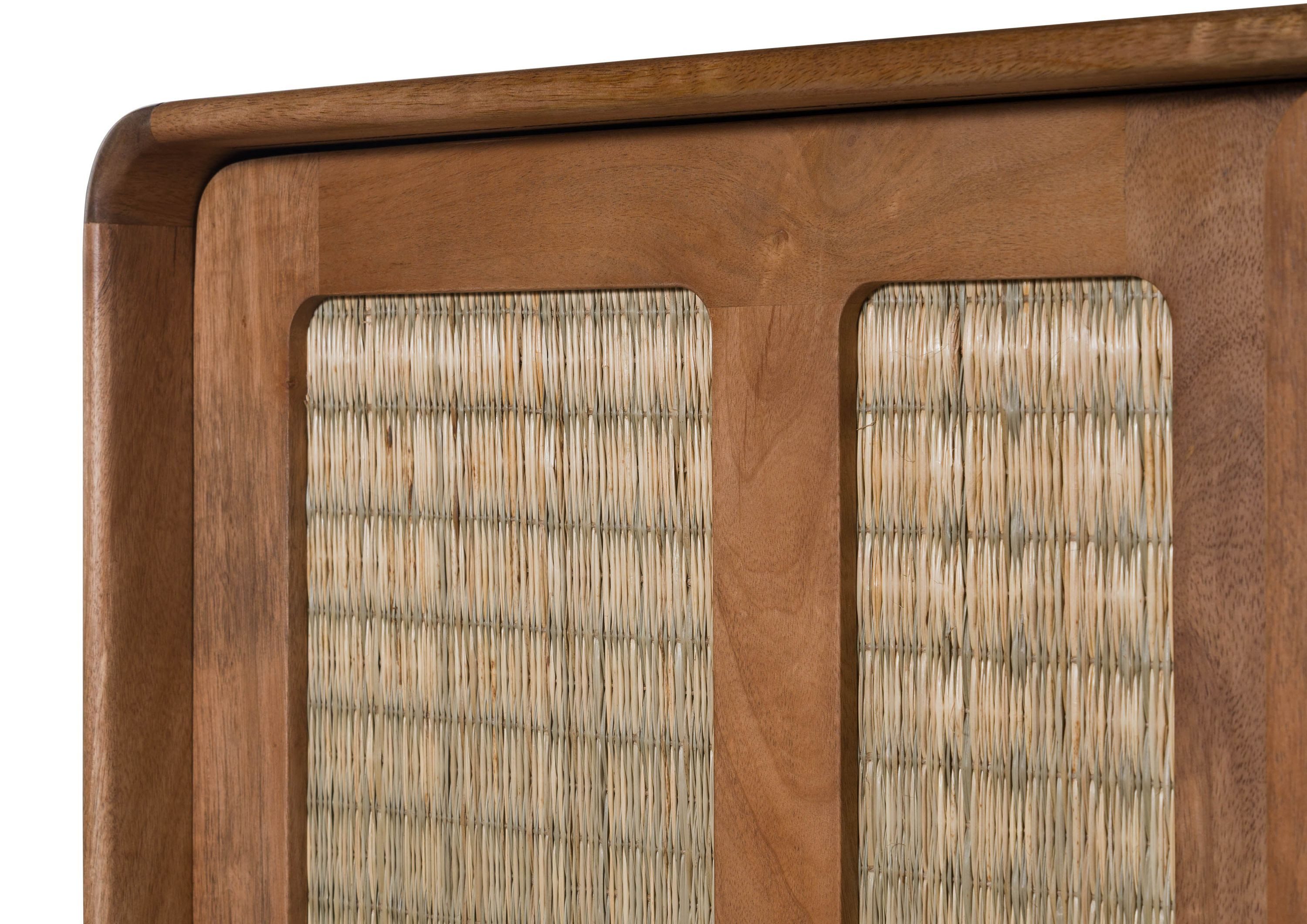 Massivmoebel24 Highboard MIZUMI (Massivholz), Mango/Seegras 150x40x160 hellbraun lackiert MIZUMI #119