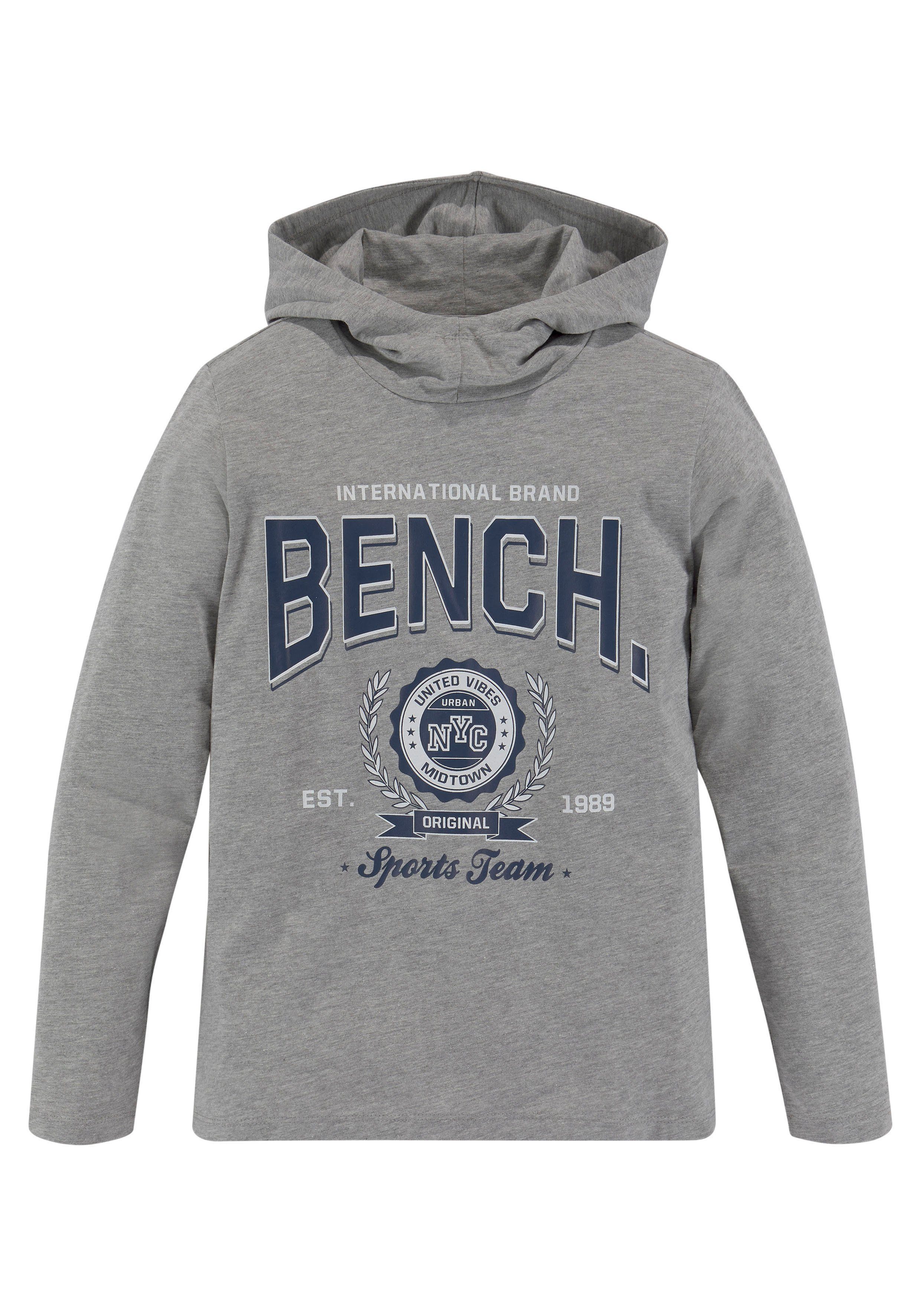 Bench. Kapuzenshirt