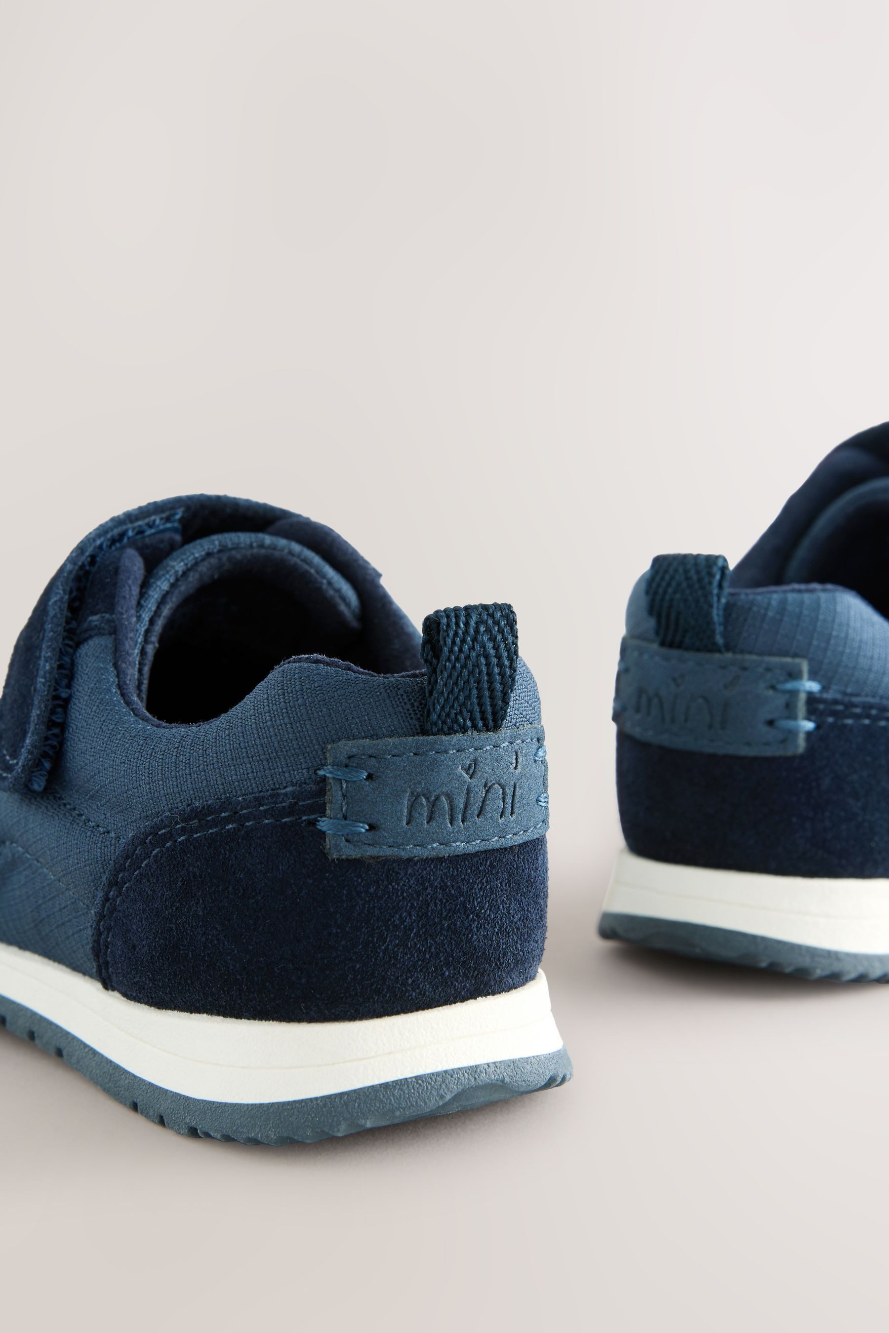 Next First Walker Sneaker mit Klettverschluss Sneaker (1-tlg)