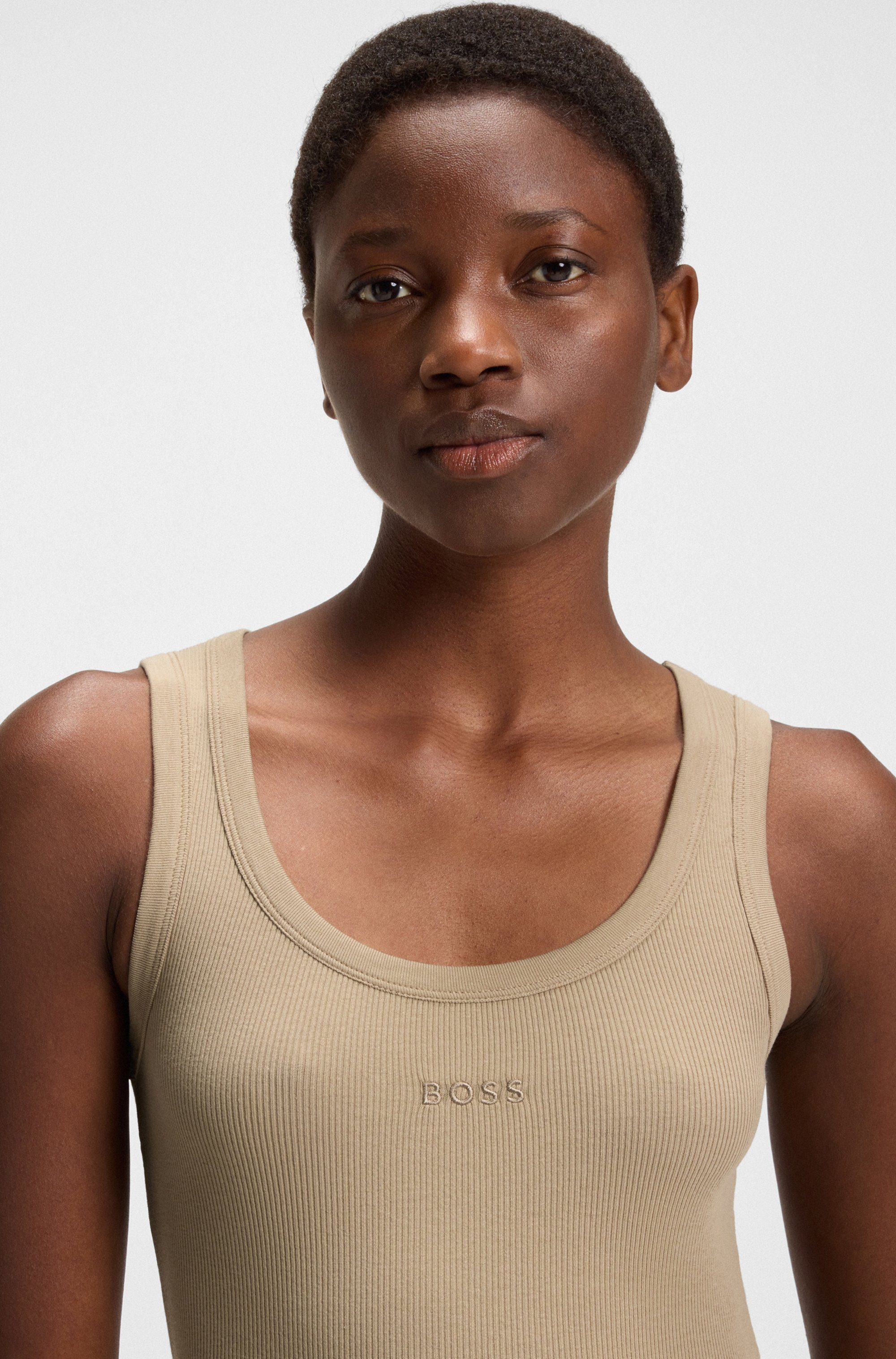 BOSS ORANGE Longtop Ematite Premium Damenmode mit Rundhalsausschnitt günstig online kaufen