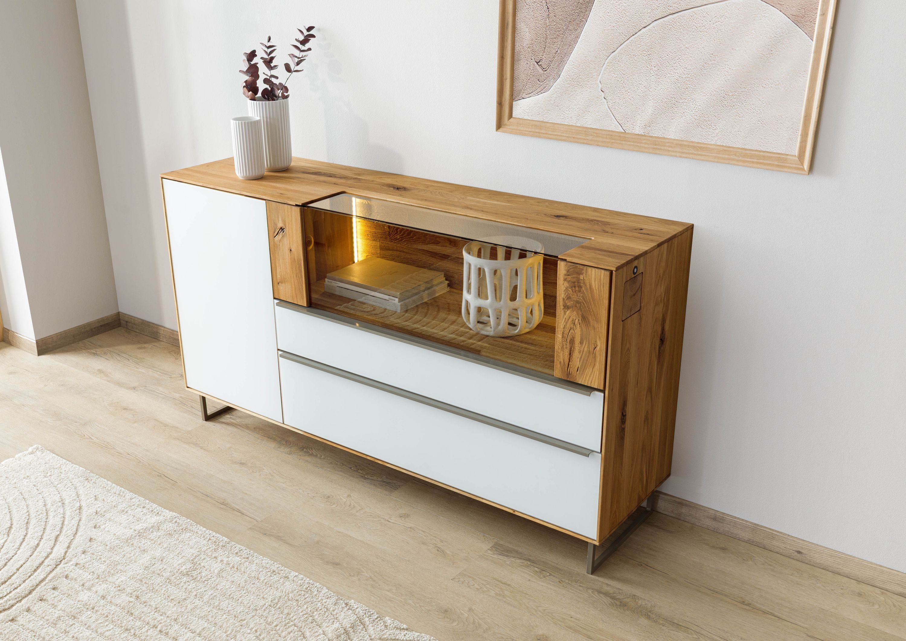 Massivmoebel24 Sideboard WIEN (Massivholz), Wildeiche 160x43x87 natur geölt / Glas weiß WIEN #120