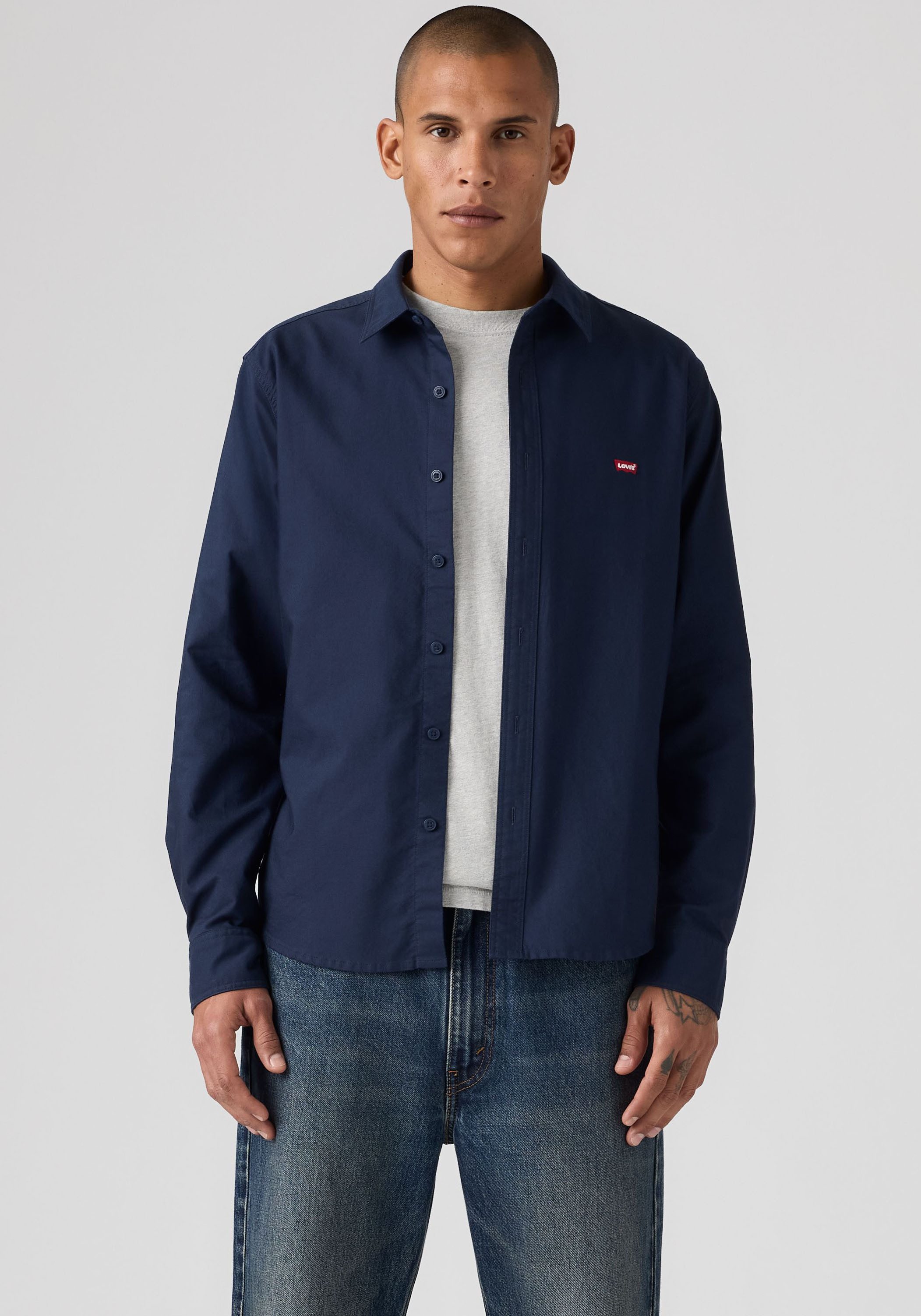 Levi's® Langarmhemd CLS BATTERY HM SHIRT - STANDARD mit abgerundetem Saum