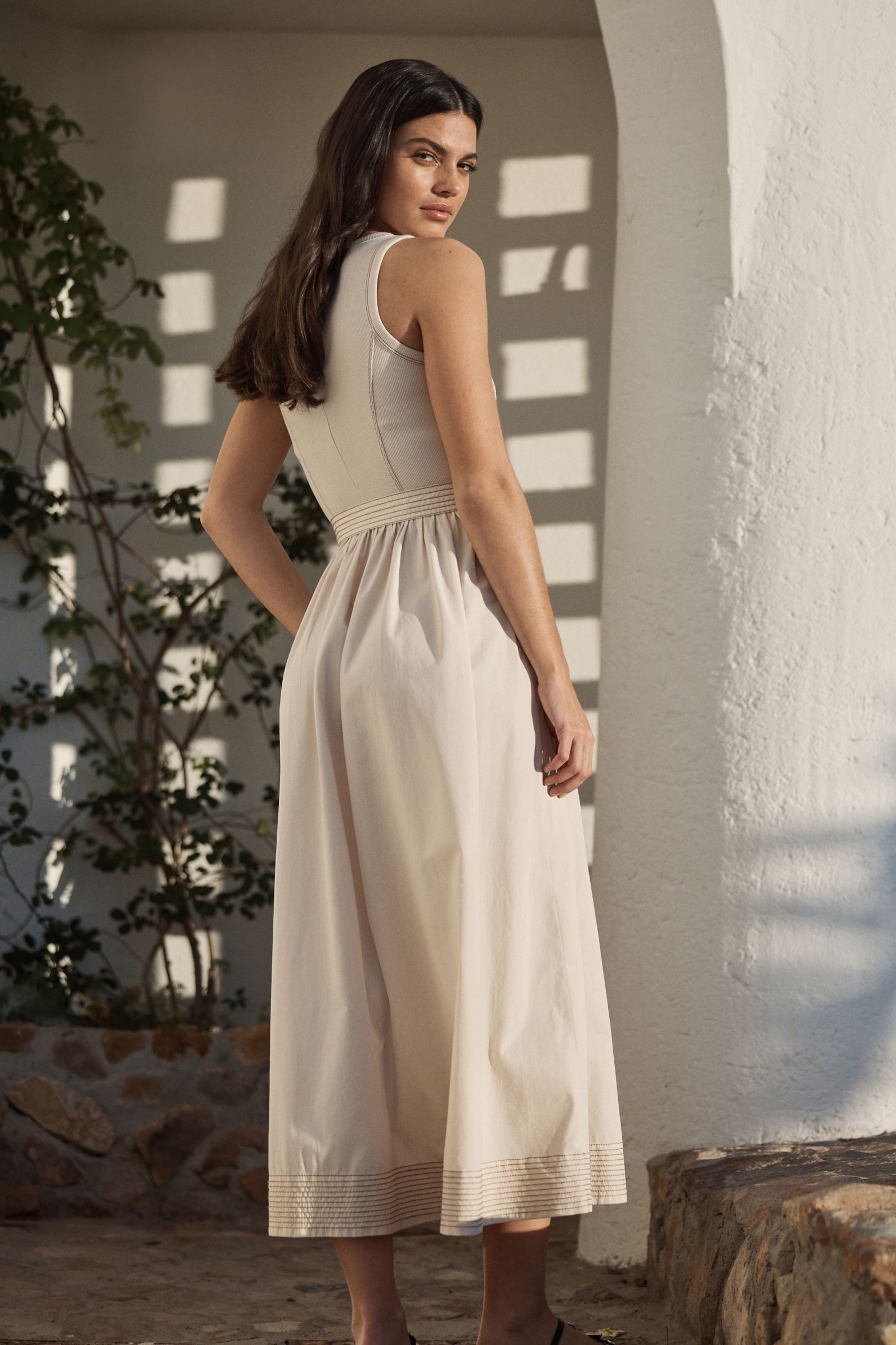 Next Midikleid 2-in-1-Midikleid aus Mischgewebe mit Gürtel (1-tlg)