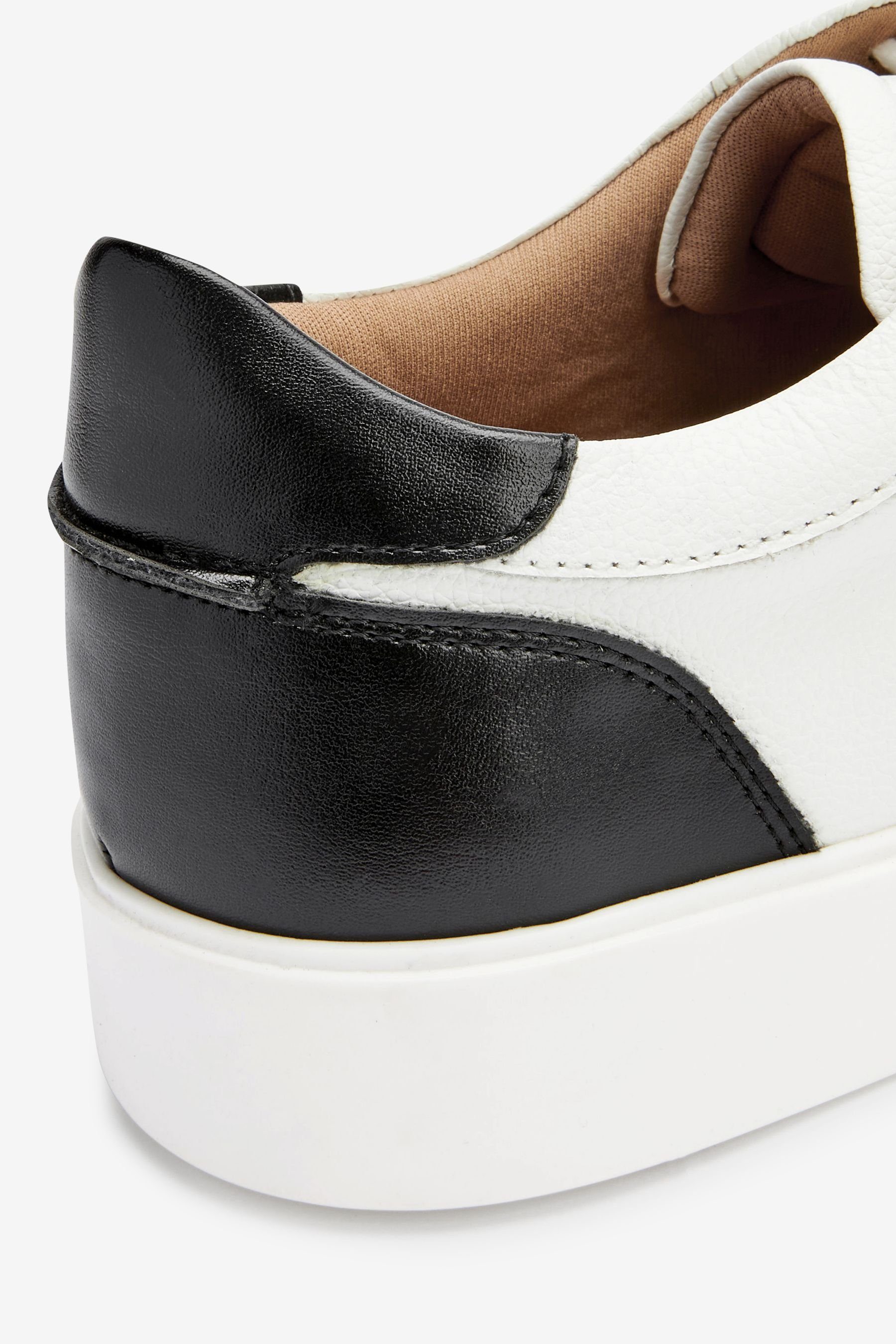 Next Signature Schnürung White Black mit Ledersneaker with (1-tlg) Sneaker
