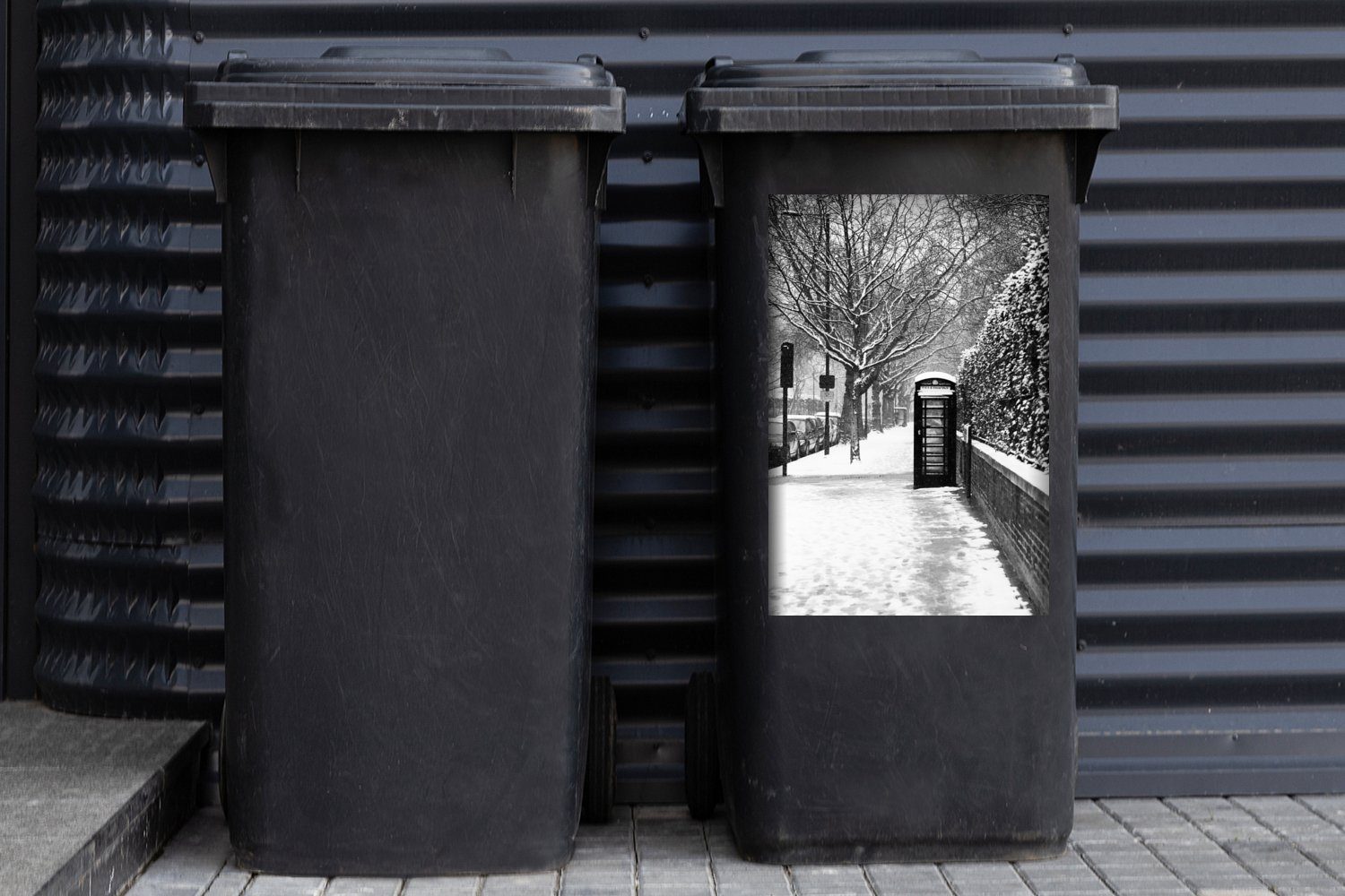 MuchoWow Wandsticker Mülleimer-aufkleber, weiß Abfalbehälter Container, St), Sticker, und Schnee Mülltonne, schwarz (1 in London