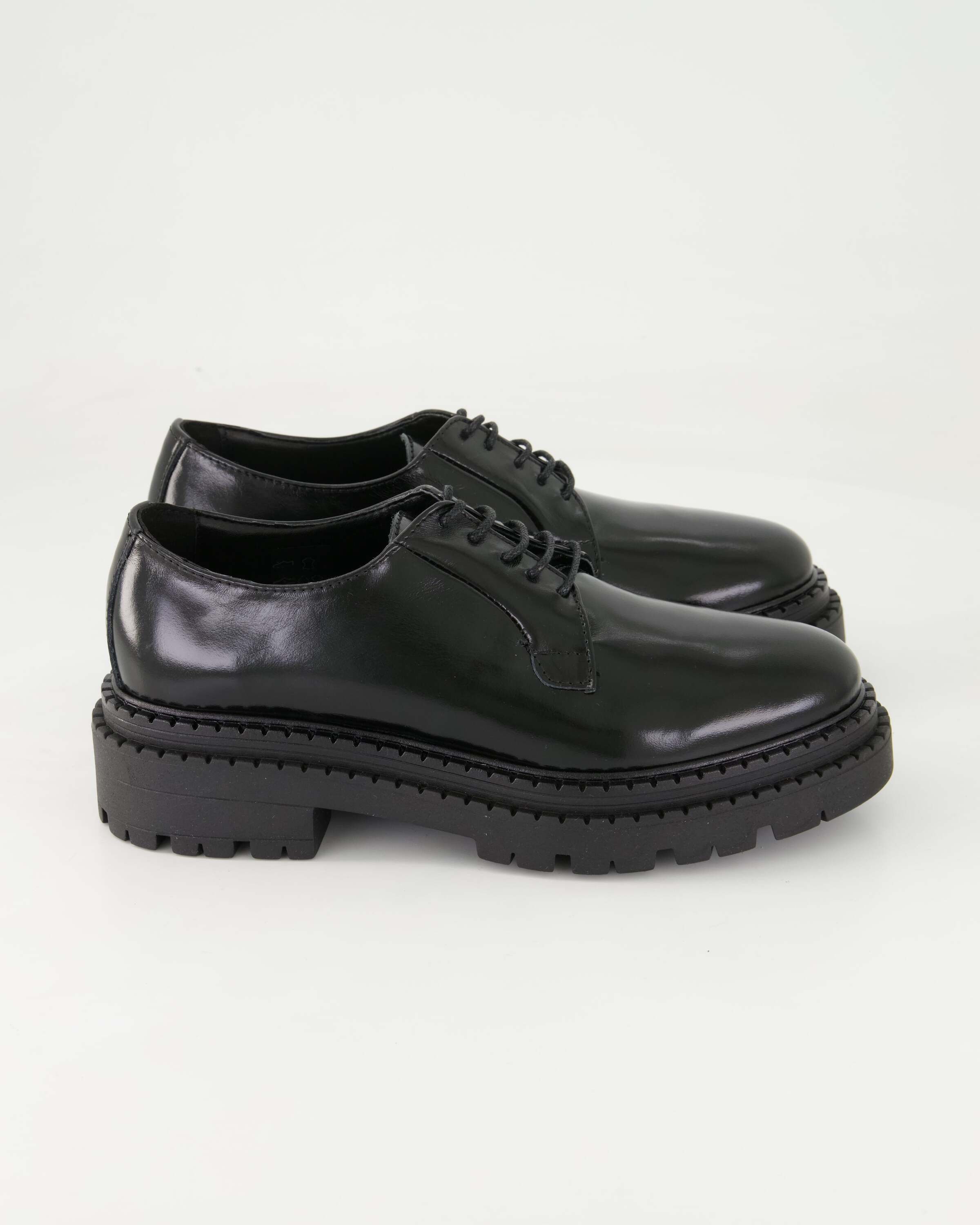 George Watts Buffy Schnürschuh Obermaterial: Beschichtetes Leder