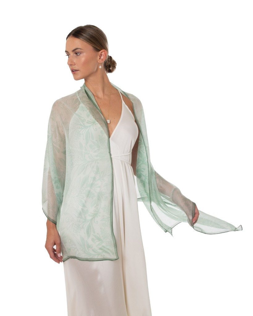 MayTree Seidenschal Seidenchiffon zarte Blumen grün 70 x 180 cm, (Stück), S günstig online kaufen