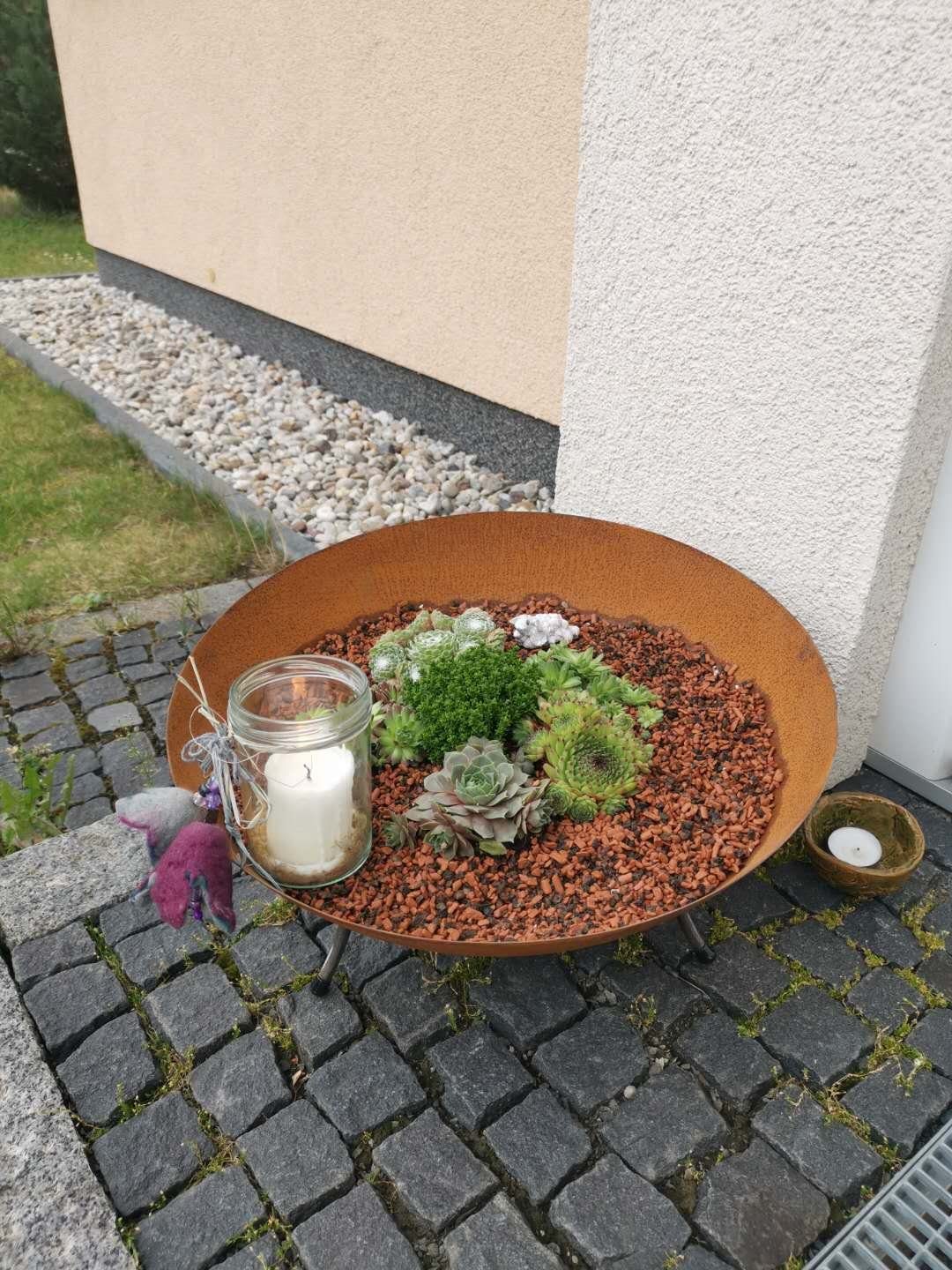 Köhko Feuerschale Pflanzenschale & Dekoschale in Rost-Patina Farbe mit 3-Beine Ständer – Bild 5 von 5