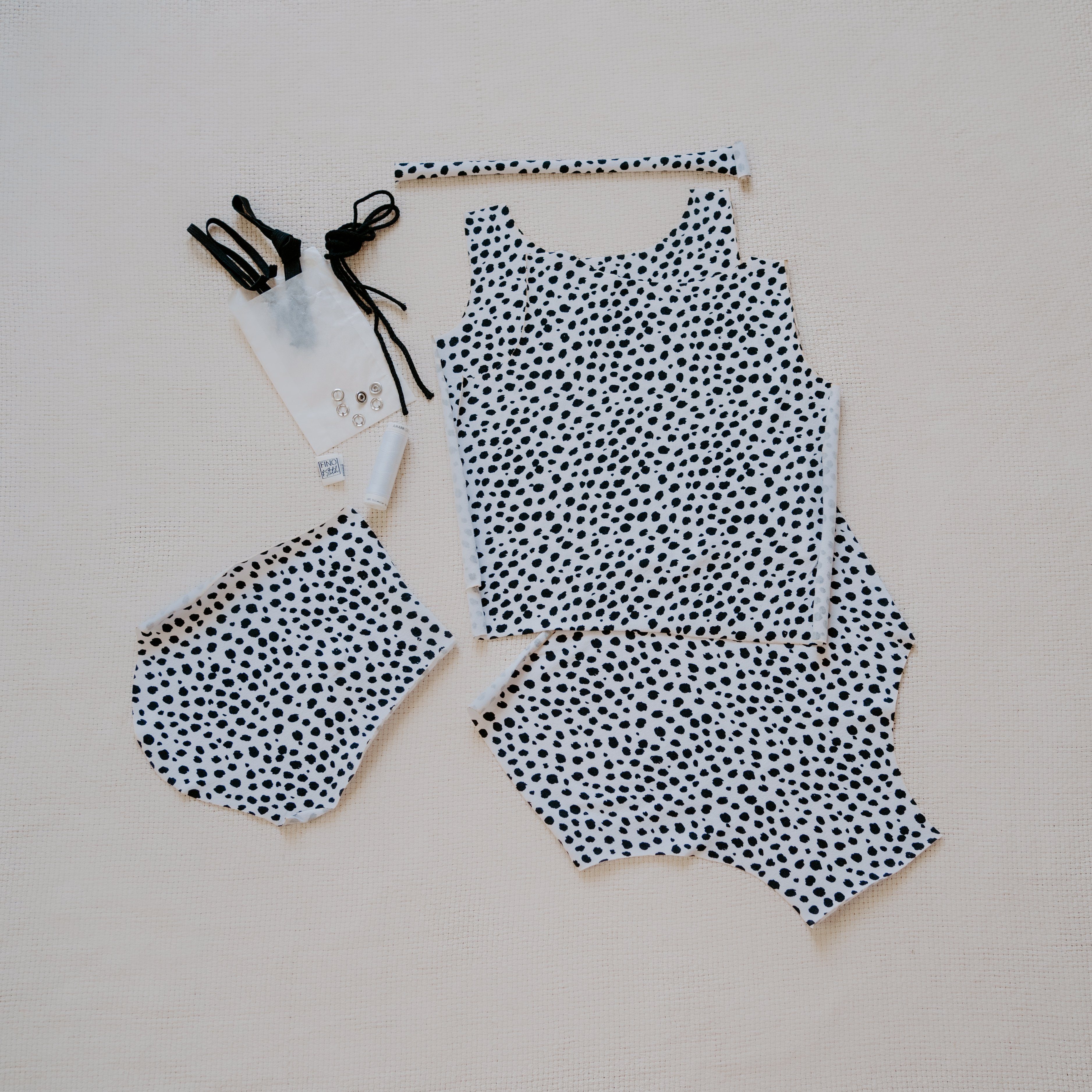 nähen Baby&Kids zum selbst DIY Stitch Nähset Kreativset Longshirt - & - dots FINO zugeschnitten