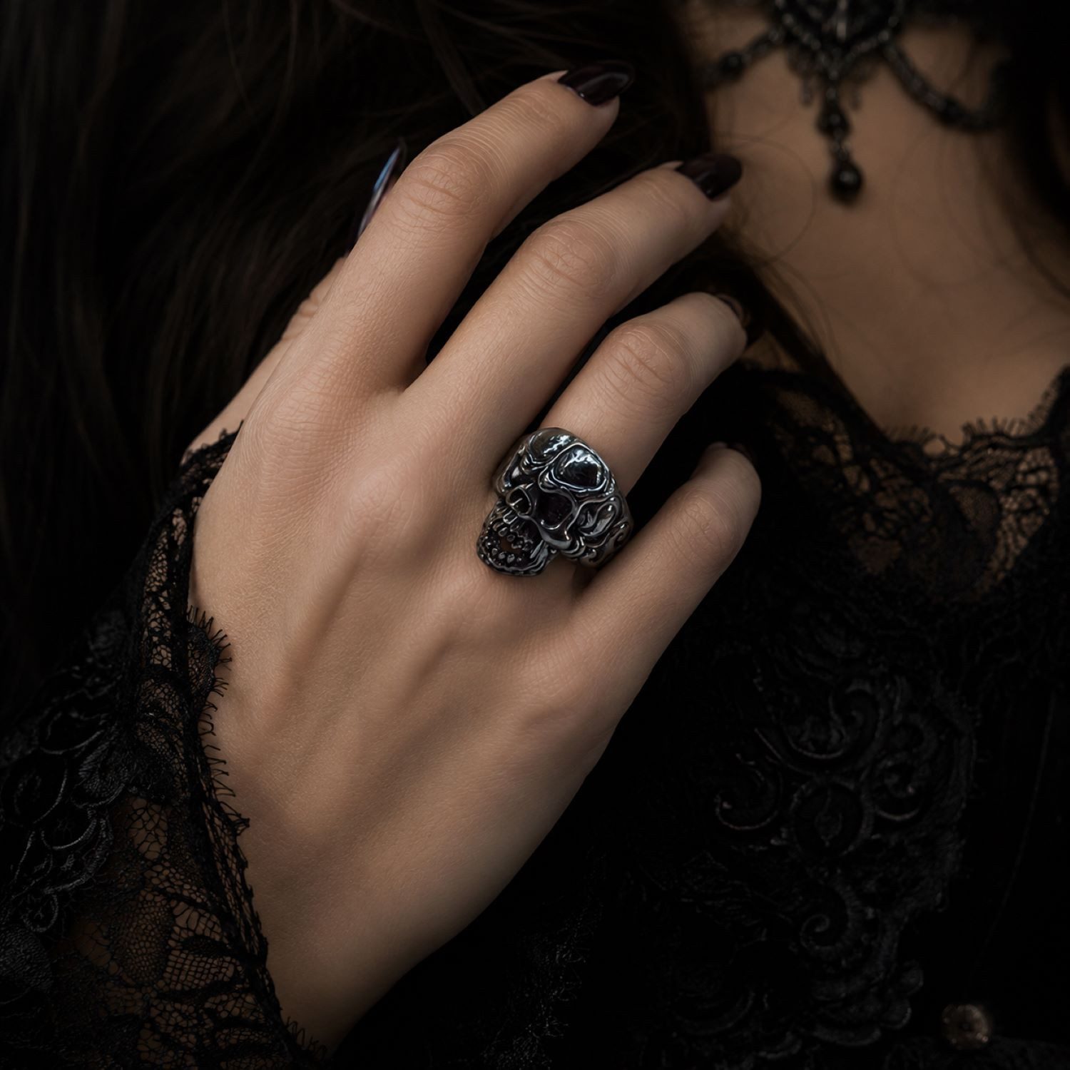 Kingka Fingerring Damen und Herren Totenkopfring Totenschädel hochwertiger Edelstahl, Damen, Herrenring Edelstahl geschwärzt Gothic Biker Rocker