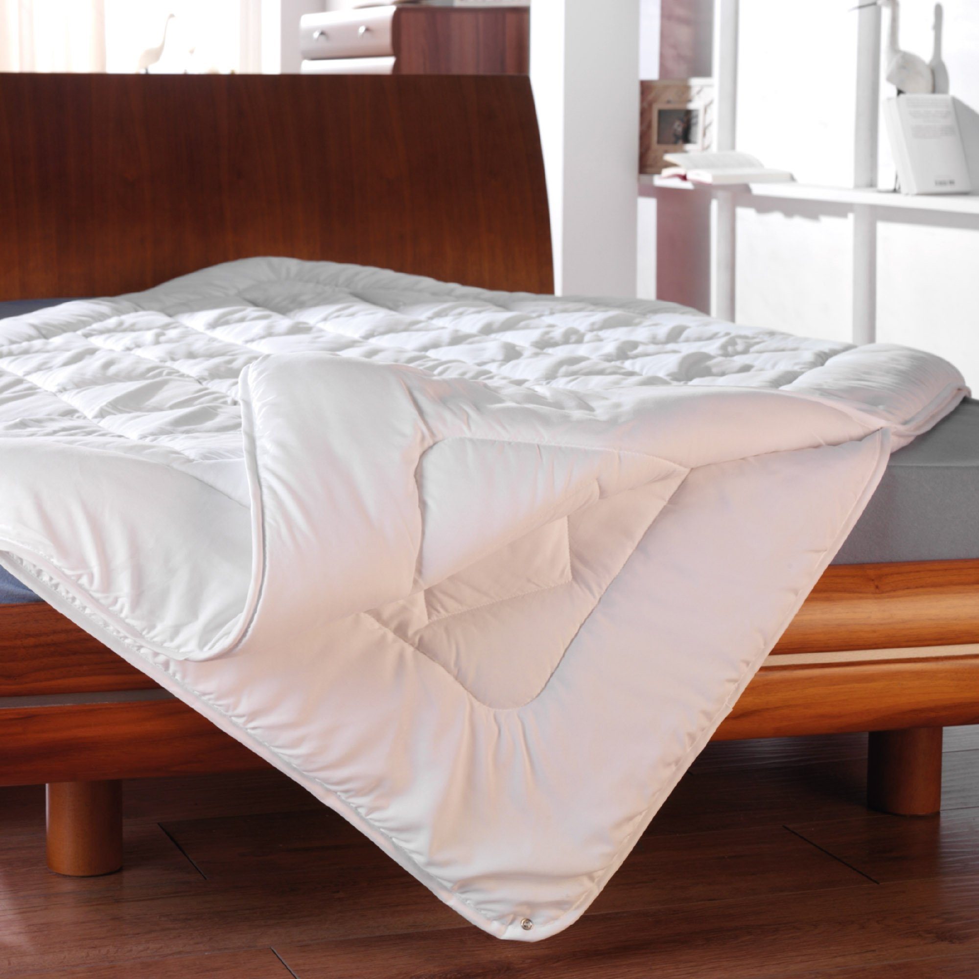 4-Jahreszeitenbett, Steppbett, Bestlivings, Füllung: Klimafaser (100% Polyester), Bettdecke 155x220cm, Allergiker geeignet - waschbar bei 60°C