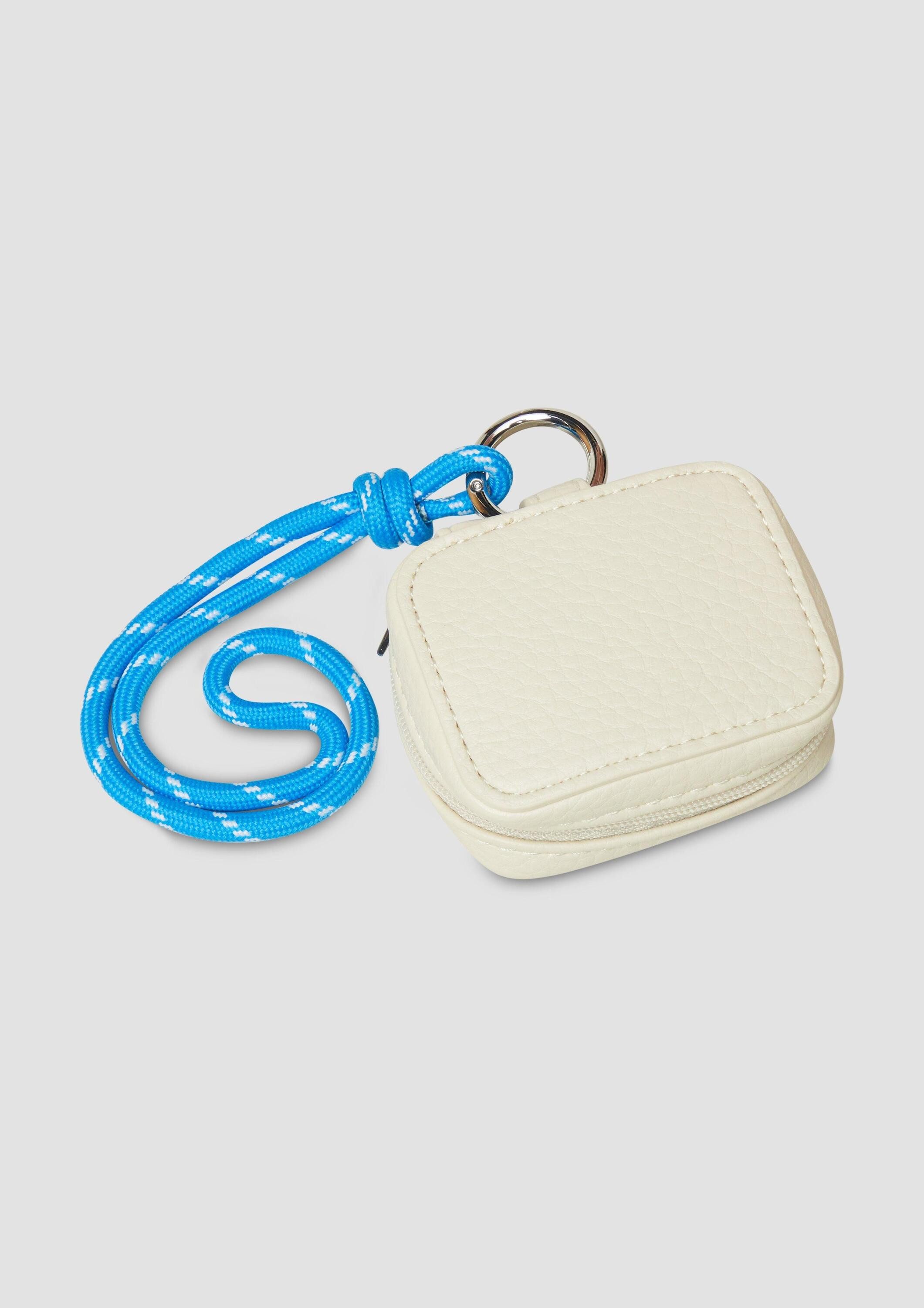 s.Oliver Schlüsselanhänger Tasche, Mini-Bag in Leder-Optik mit Logo-Prägung und Reißverschluss