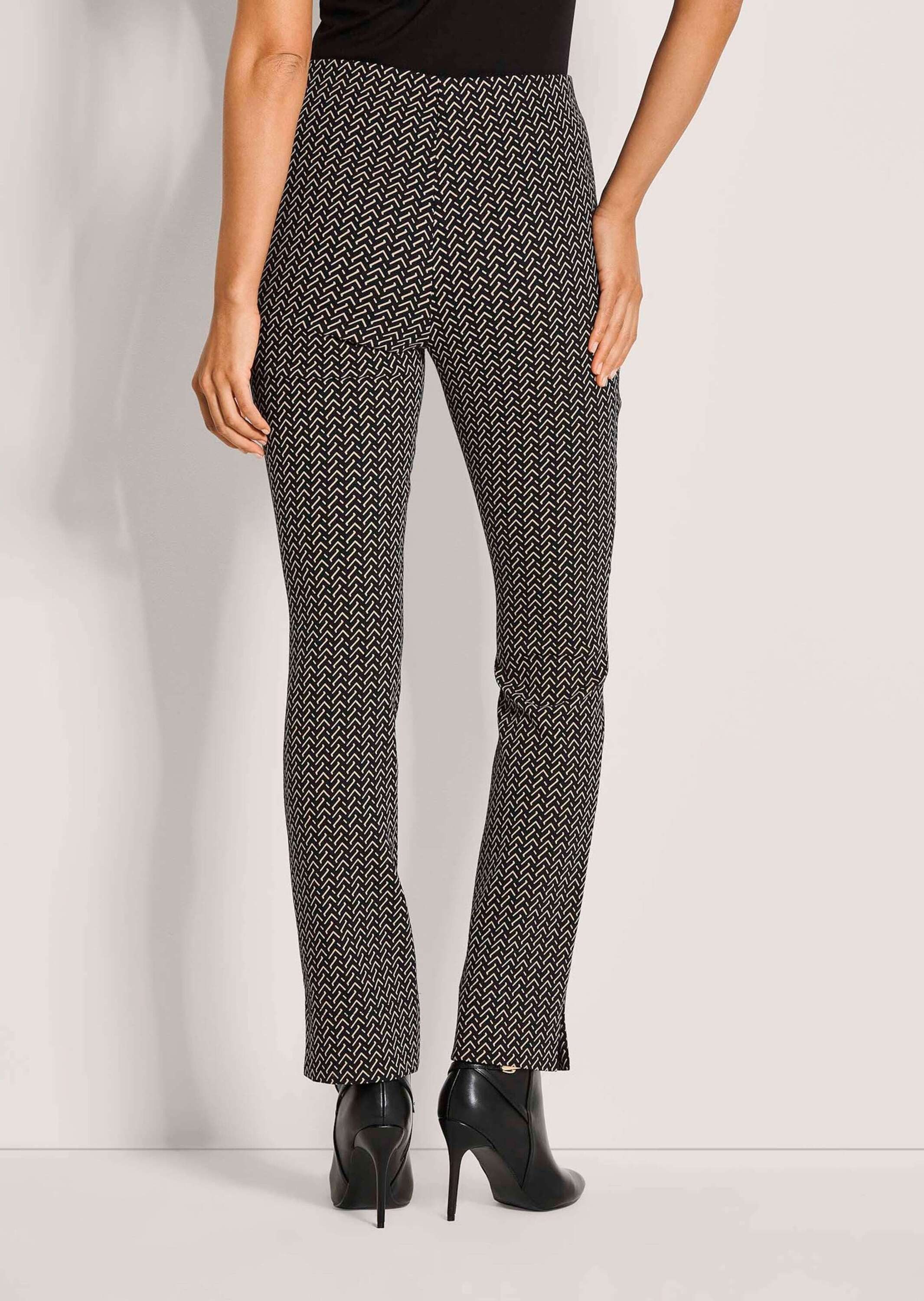 MADELEINE Schlupfhose Bootcut-Hose mit Allover-Print Jacquard-Schlupfhose mit grafischem Muster, High Waist