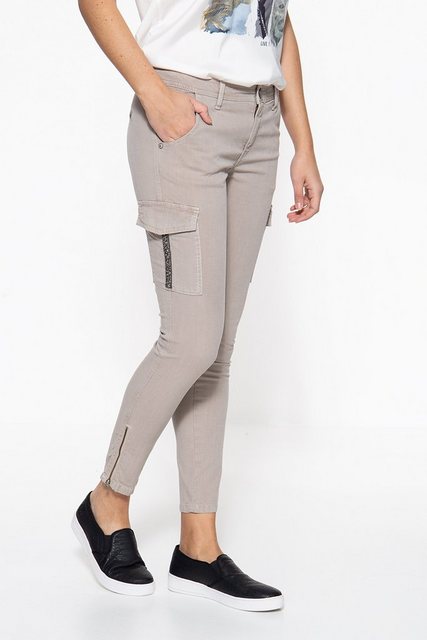 ATT Jeans Slim-fit-Jeans Carolin mit aufgesetzten Taschen am Oberschenkel