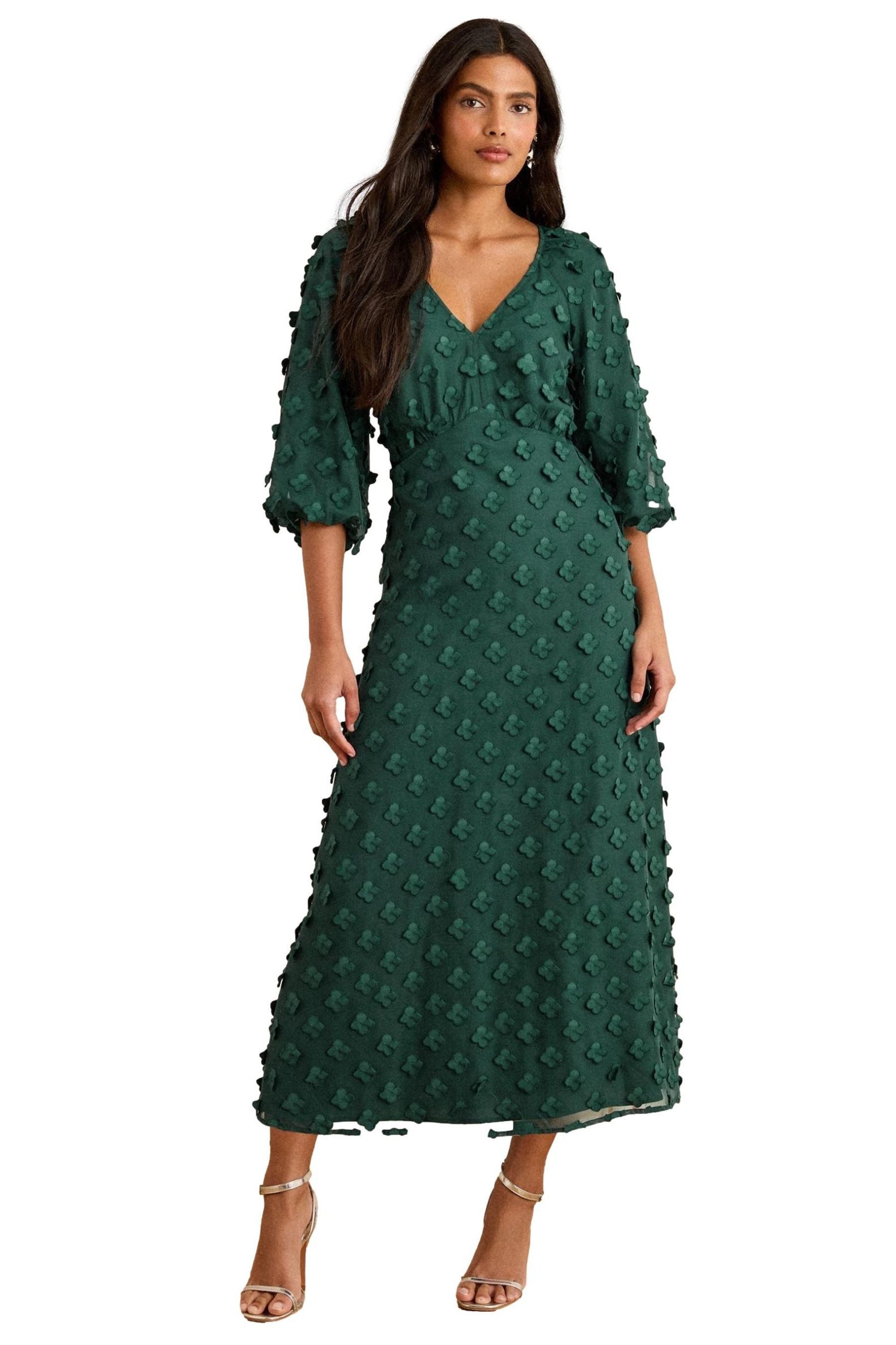 Love & Roses Midikleid Love & Roses Midikleid mit 3D-Blumen, Petite (1-tlg)