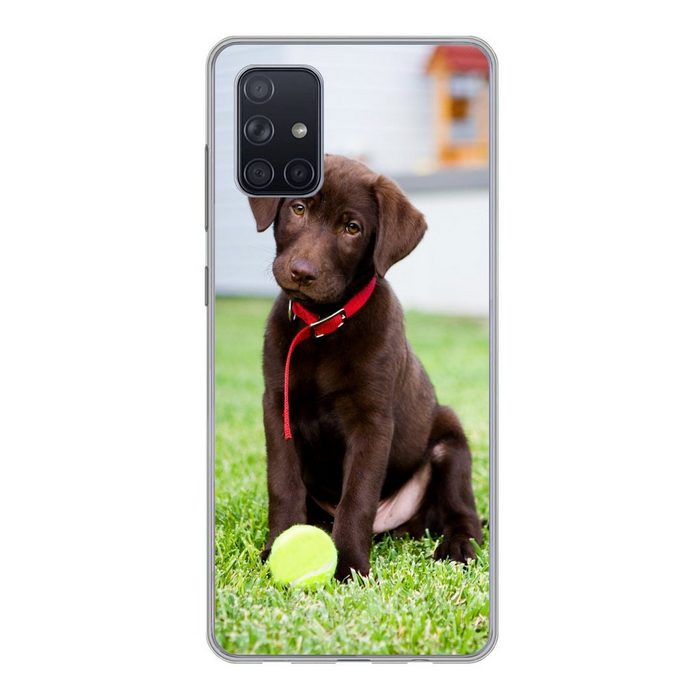 MuchoWow Handyhülle Labrador Retriever Welpe mit einem Tennisball Handyhülle Samsung Galaxy A51 5G Smartphone-Bumper Print Handy