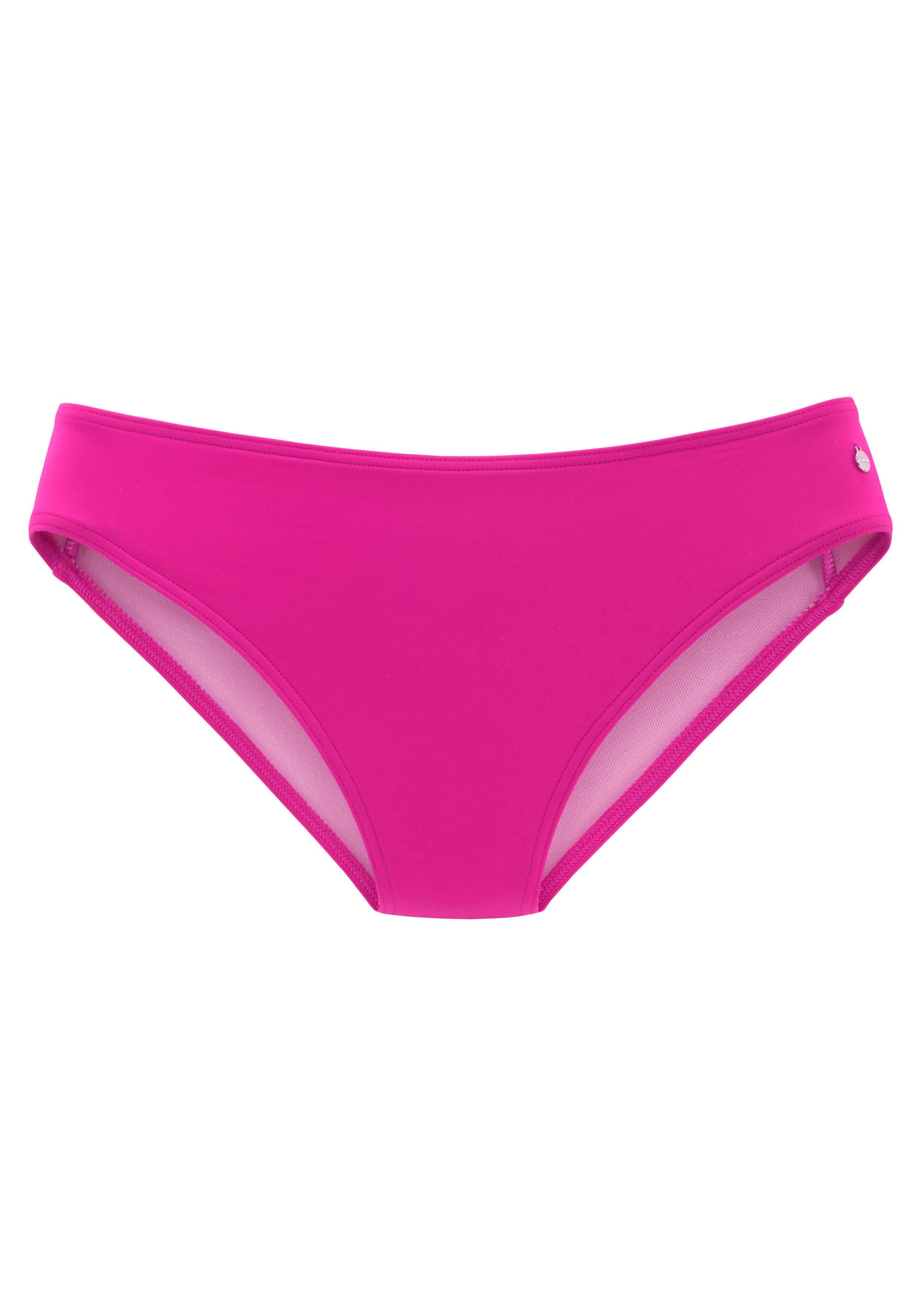 s.Oliver Bikini-Hose Spain in modischen Unifarben. € 24,99