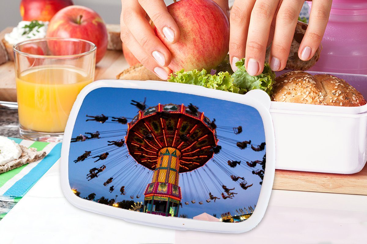 Lunchbox Brotdose, (2-tlg), und Jungs Kunststoff, Kinder weiß MuchoWow - Amerika Himmel, Erwachsene, Rummelplatz Brotbox für für und Mädchen -